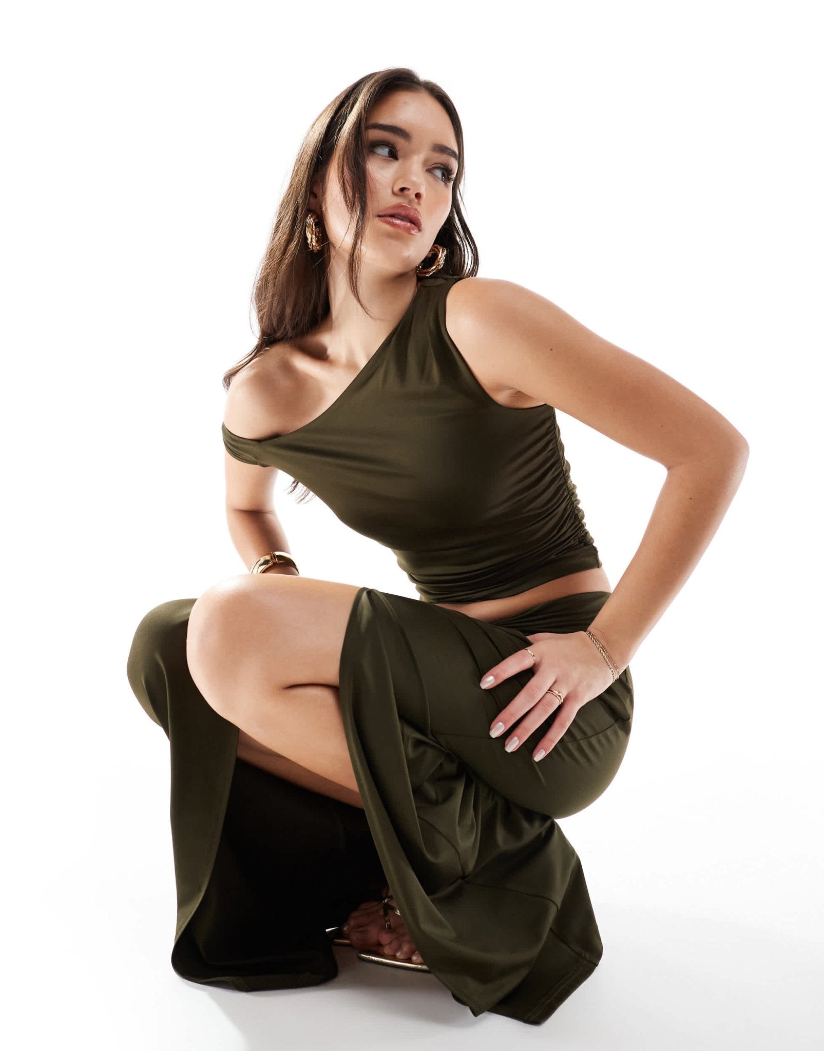 4th & Reckless double layered slinky off shoulder twist strap ruched crop top co - ord in khaki - ASOS Sample Sale