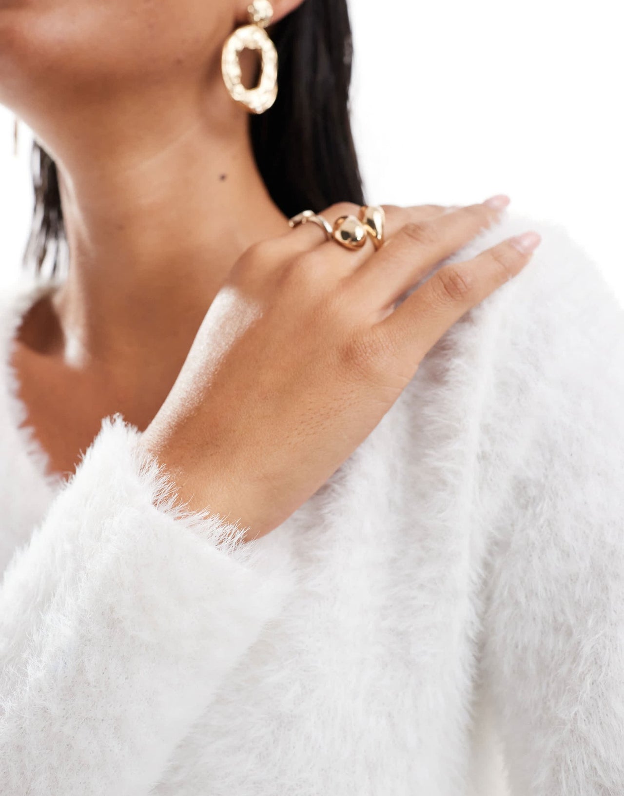 4th & Reckless fluffy knit cardigan in white - ASOS Sample Sale