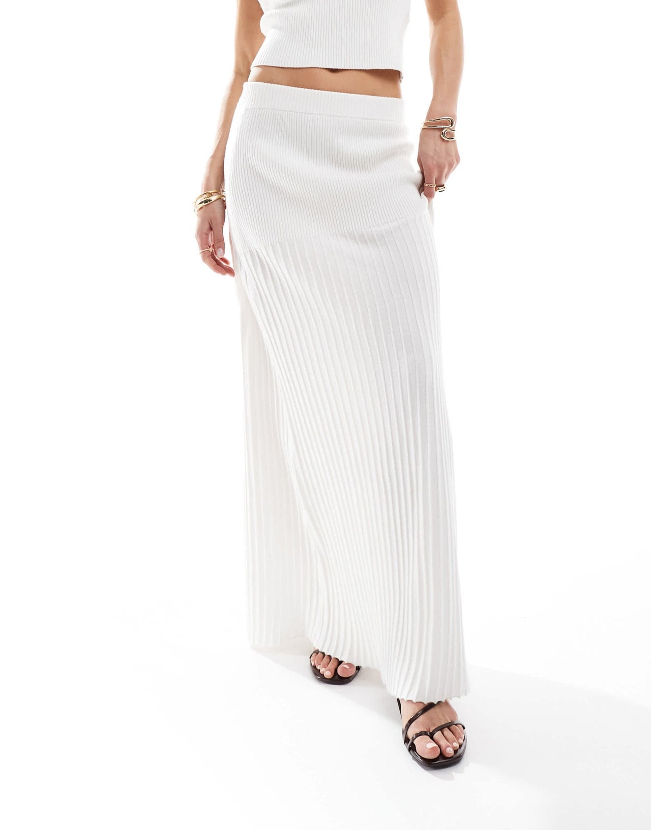 4th & Reckless knitted maxi skirt co - ord in white - ASOS Sample Sale