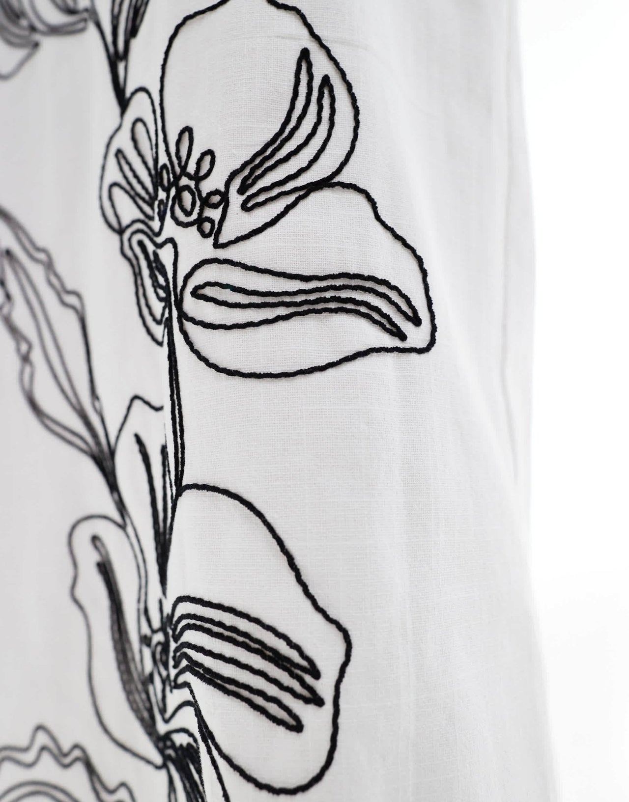 4th & Reckless linen look floral embroidered maxi skirt in white - ASOS Sample Sale