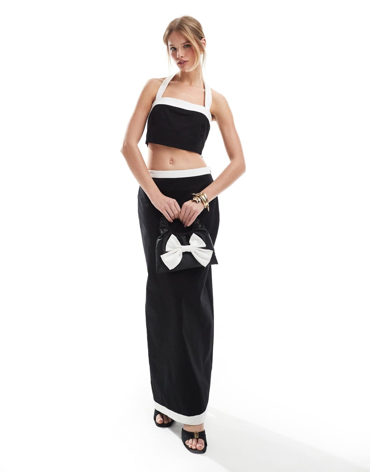 4th & Reckless linen look halterneck contrast edge crop top co - ord in mono - ASOS Sample Sale