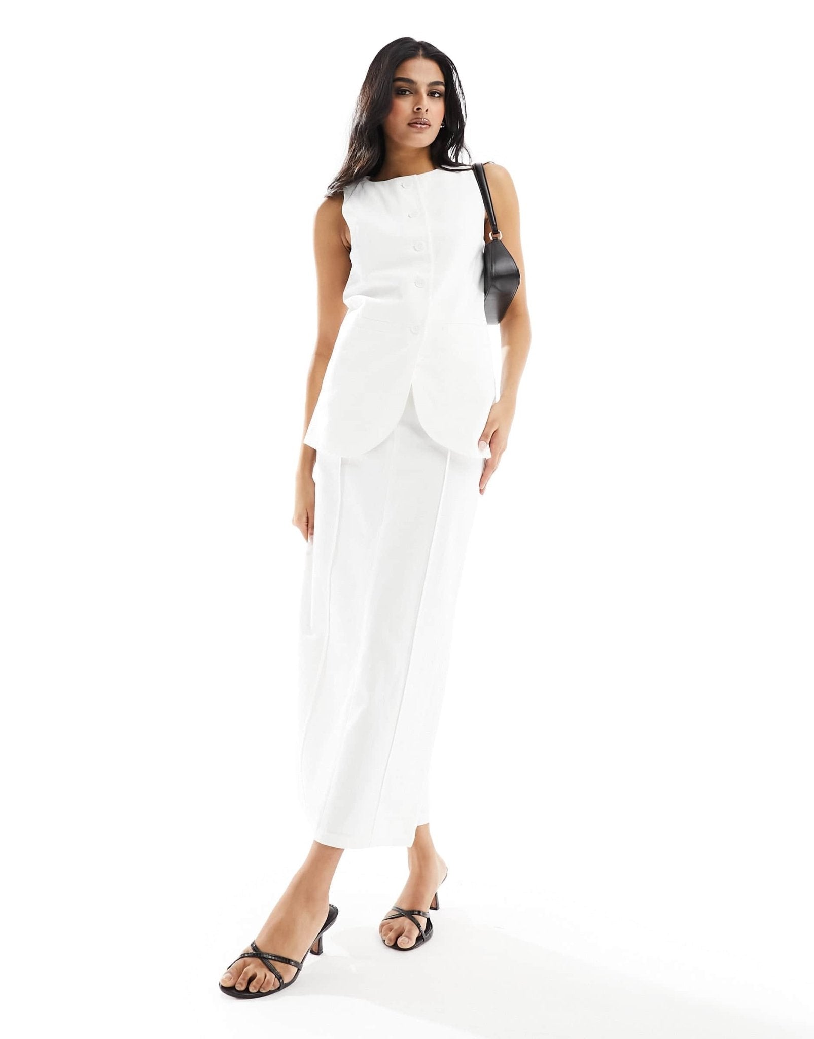 4th & Reckless linen look maxi seam detail skirt co-ord in white - ASOS Sample Sale