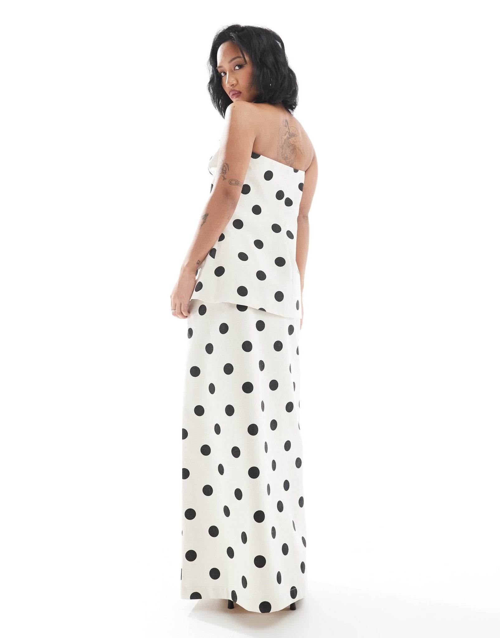 4th & Reckless Petite exclusive linen blend maxi skirt co - ord in cream polka dot - ASOS Sample Sale