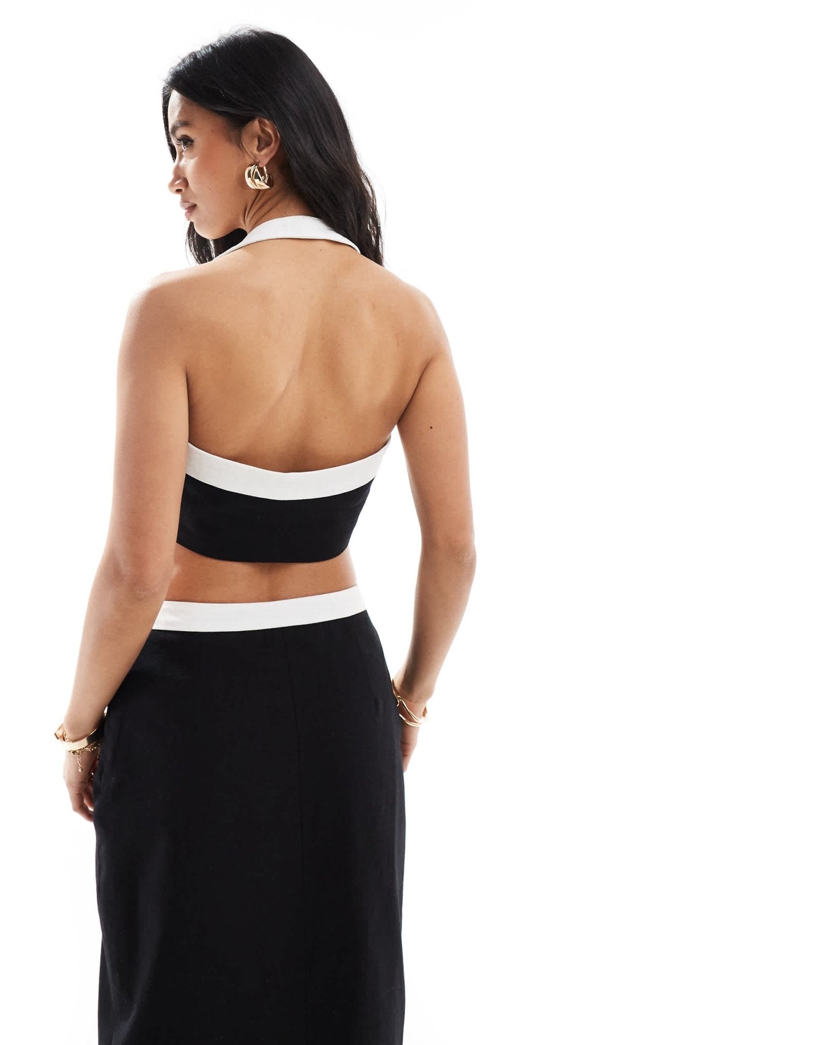 4th & Reckless Petite linen look bandeau halterneck contrast edge top co - ord in mono - ASOS Sample Sale