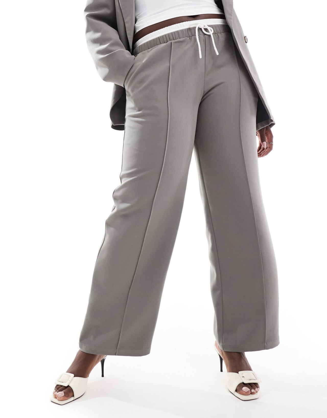 4th & Reckless Plus exclusive tailored straight leg drawstring contrast waistband trouser co - ord in charcoal - ASOS Sample Sale