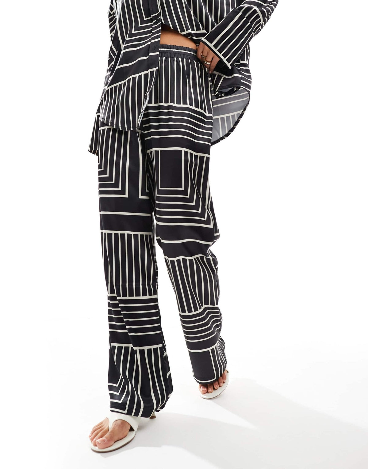 4th & Reckless satin wide leg trousers co-ord in black tile print - ASOS Sample Sale
