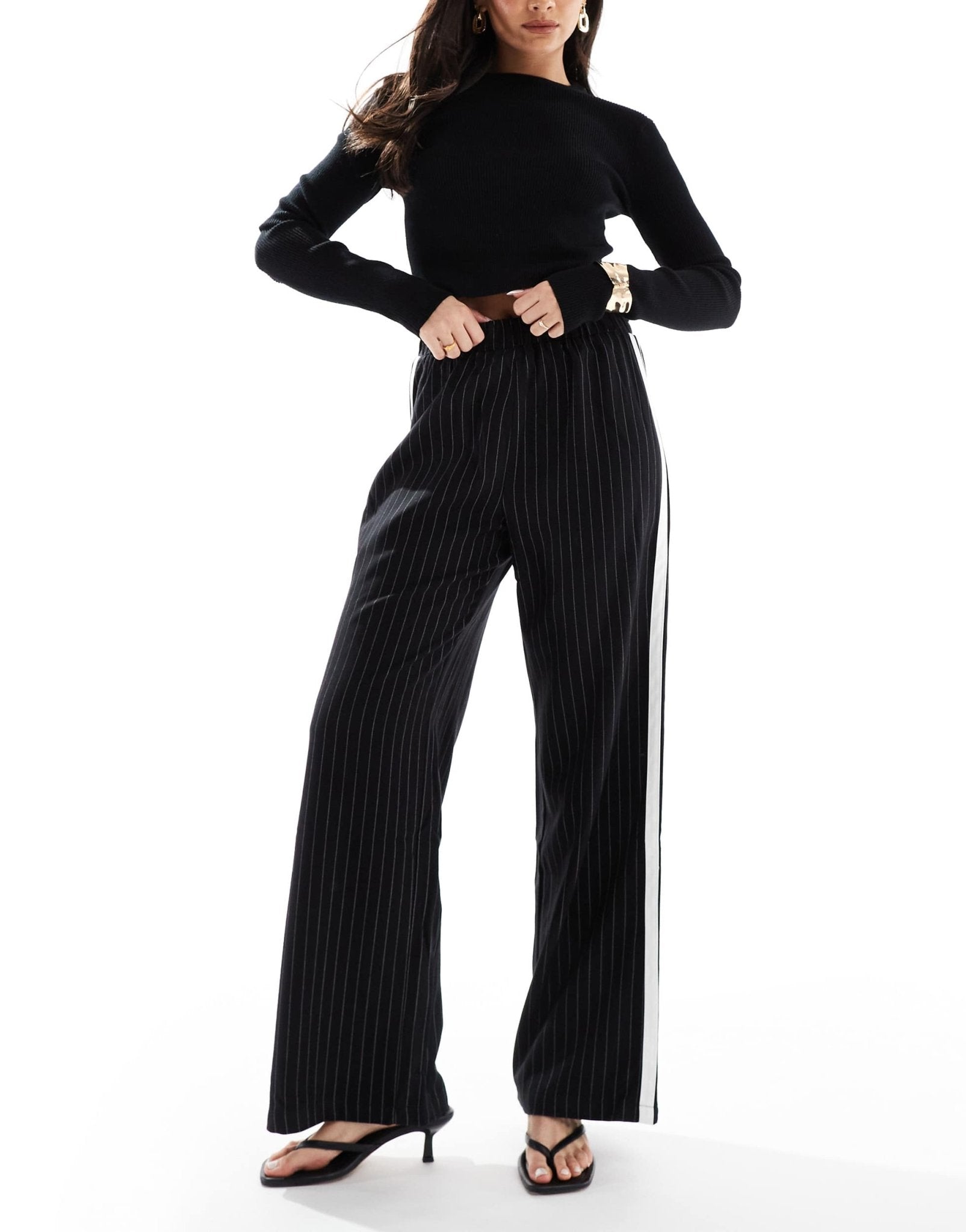 4th & Reckless side stripe wide leg trousers in black pinstripe - ASOS Sample Sale