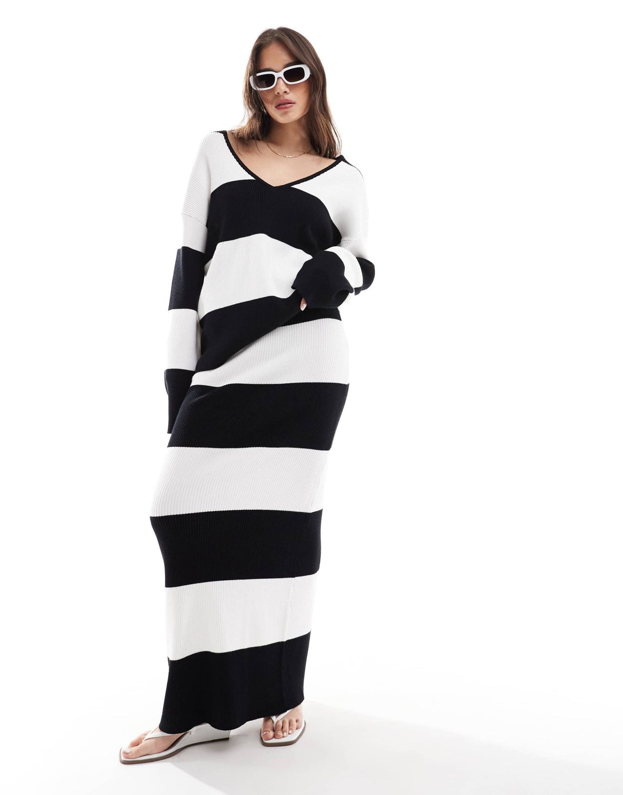 4th & Reckless v neck oversized jumper co - ord in black and white stripe - ASOS Sample Sale