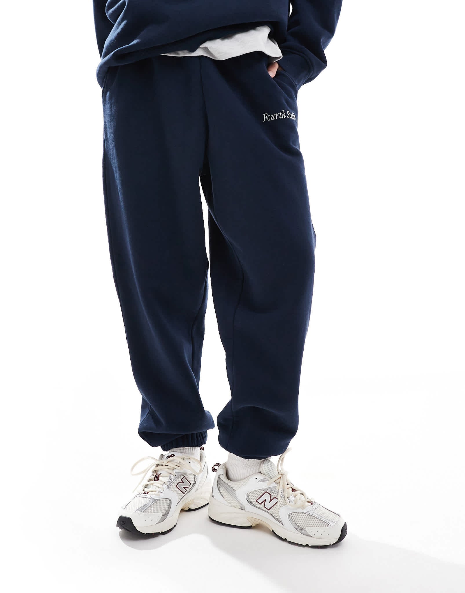 4th & Reckless x Felicia Wedin Apres Ski cuffed jogger embroidered logo co - ord in navy - ASOS Sample Sale