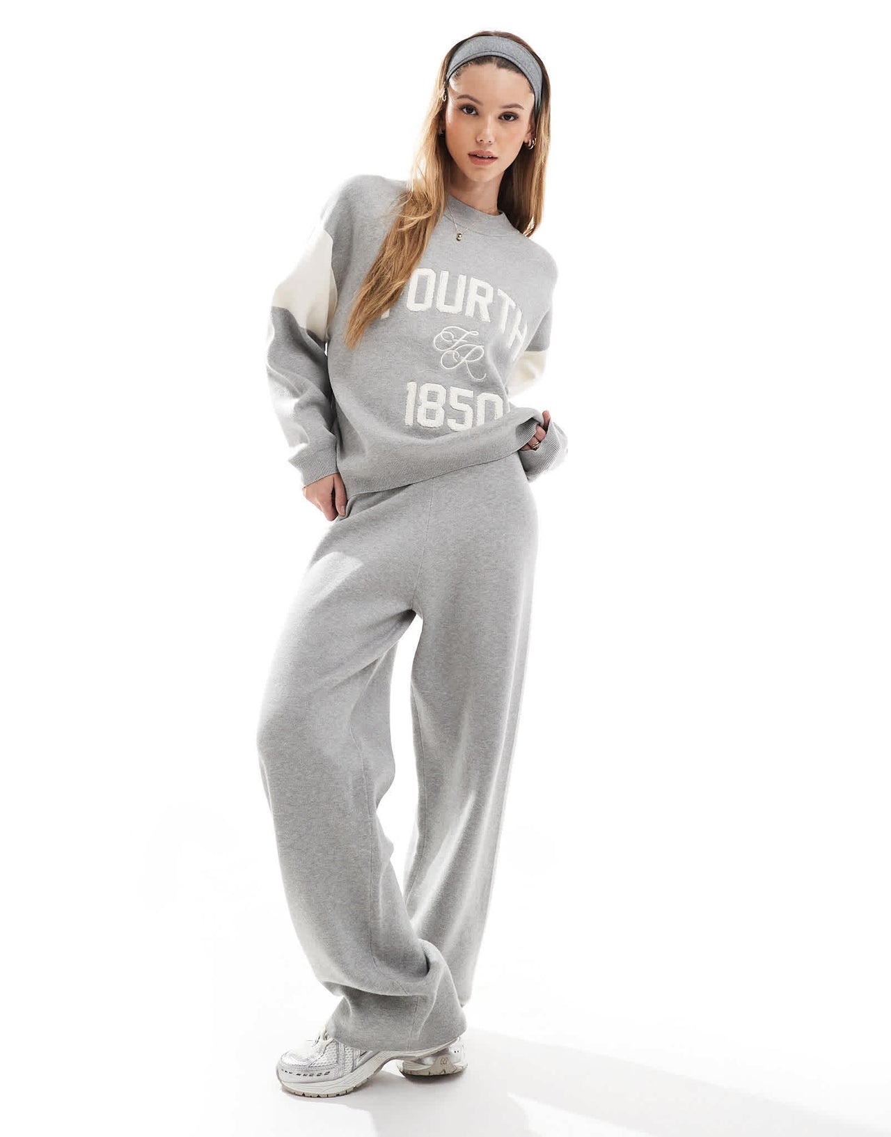 4th & Reckless x Felicia Wedin Apres Ski fourth 1850 logo knit contrast sleeve jumper co - ord in grey - ASOS Sample Sale