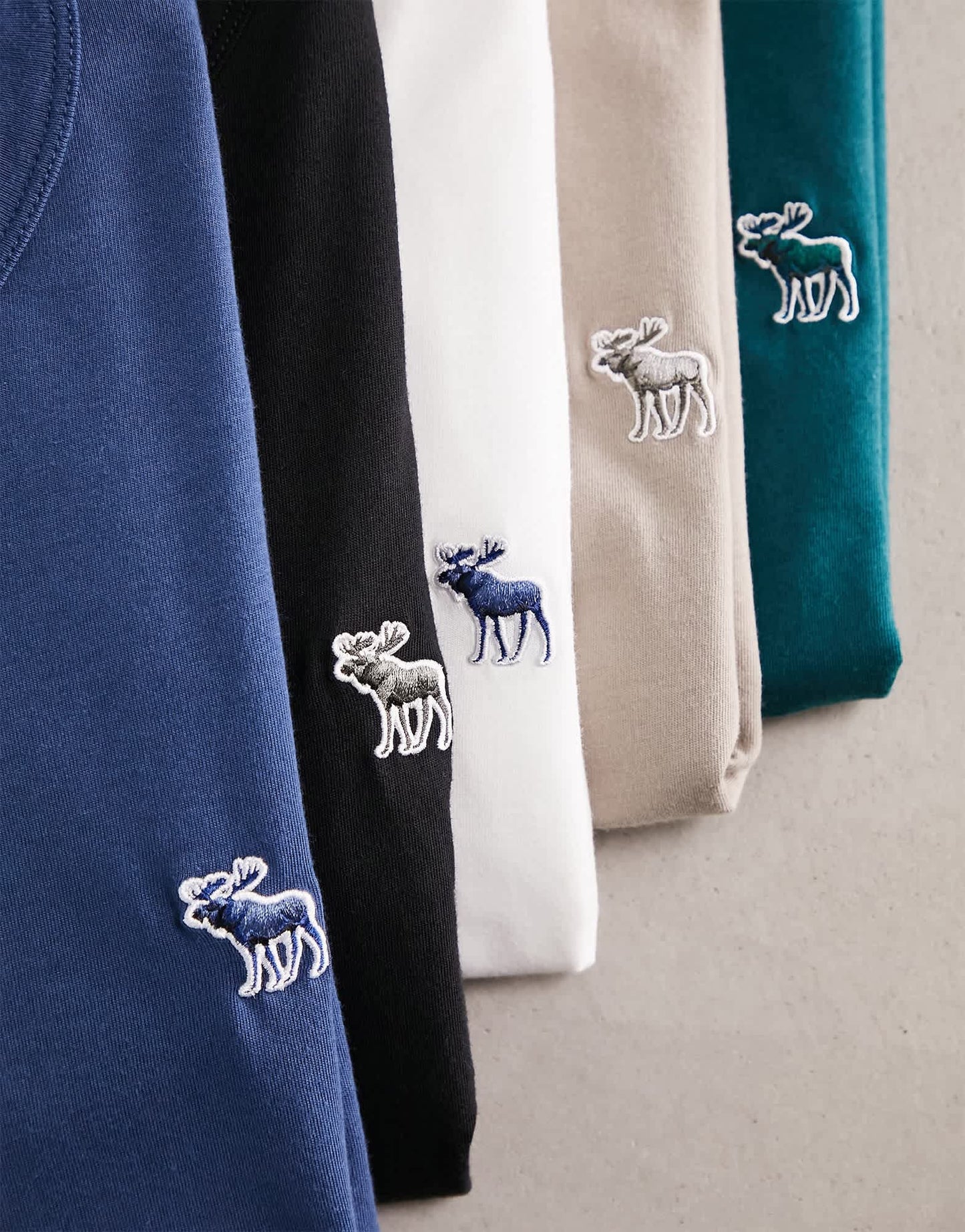 Abercrombie & Fitch 5 pack icon logo t-shirt in black/blue/green/beige/white - ASOS Sample Sale