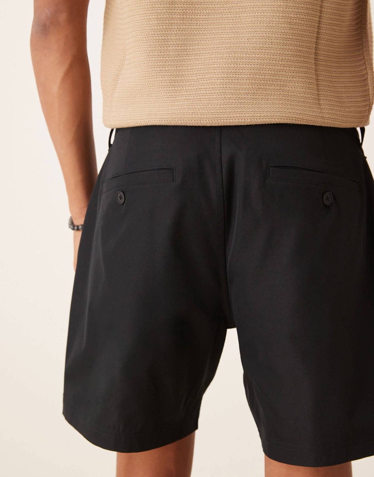 Abercrombie & Fitch 7"""" tailored shorts in black - ASOS Sample Sale