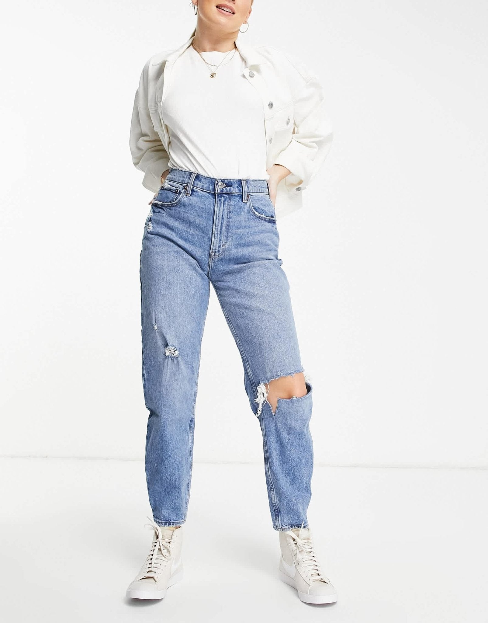 Abercrombie &Fitch 80's mom ripped jean in mid wash - ASOS Sample Sale