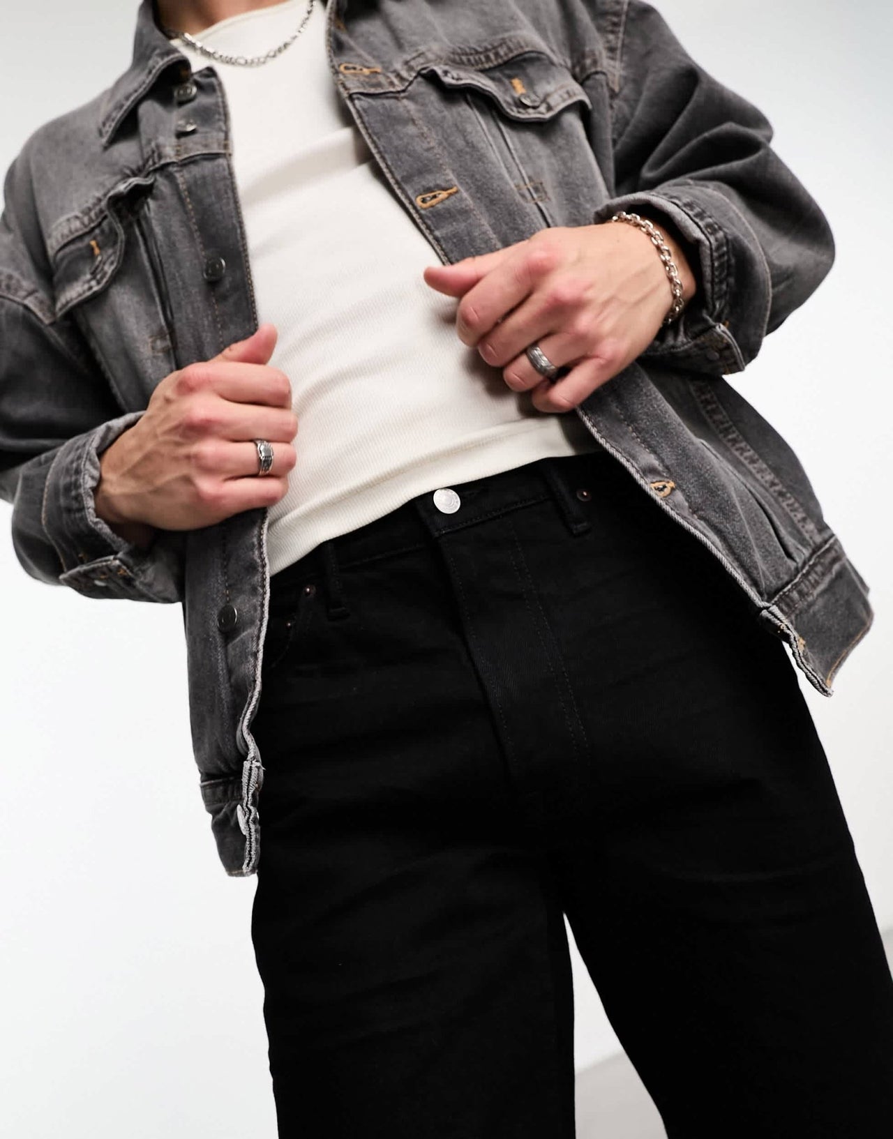 Abercrombie & Fitch 90s slim fit jeans in black - ASOS Sample Sale