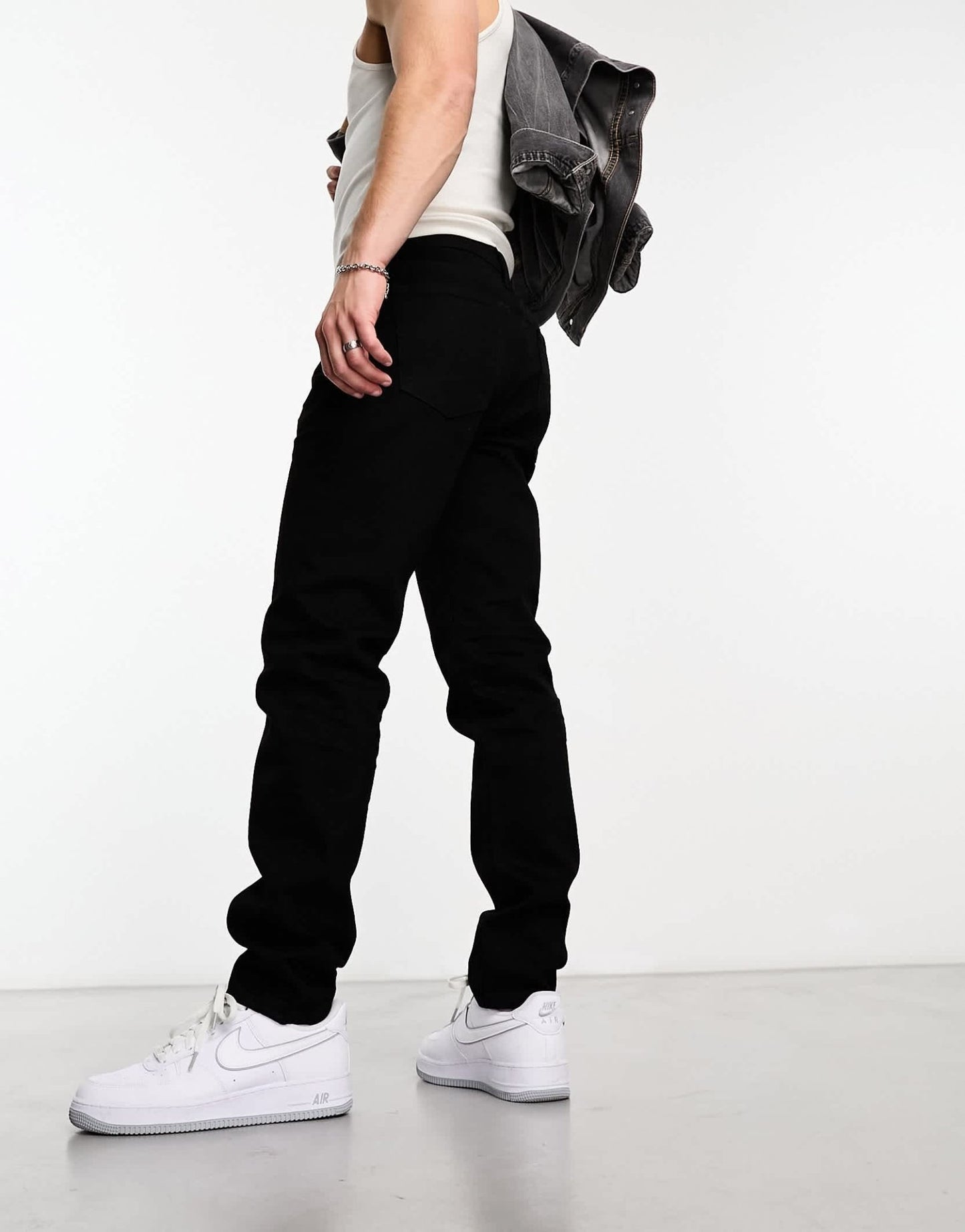 Abercrombie & Fitch 90s slim fit jeans in black - ASOS Sample Sale