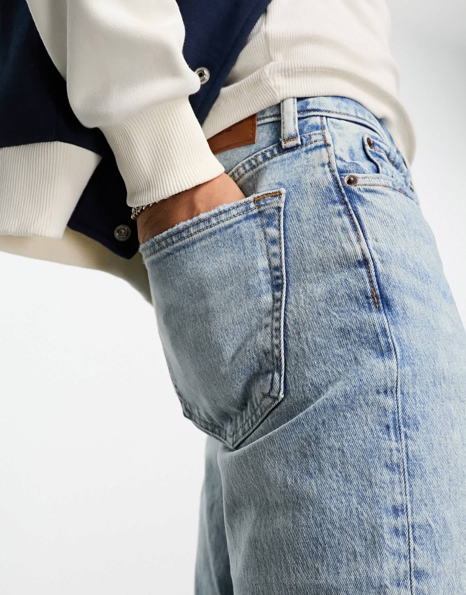Abercrombie & Fitch 90s straight fit distressed jeans in light wash - ASOS Sample Sale