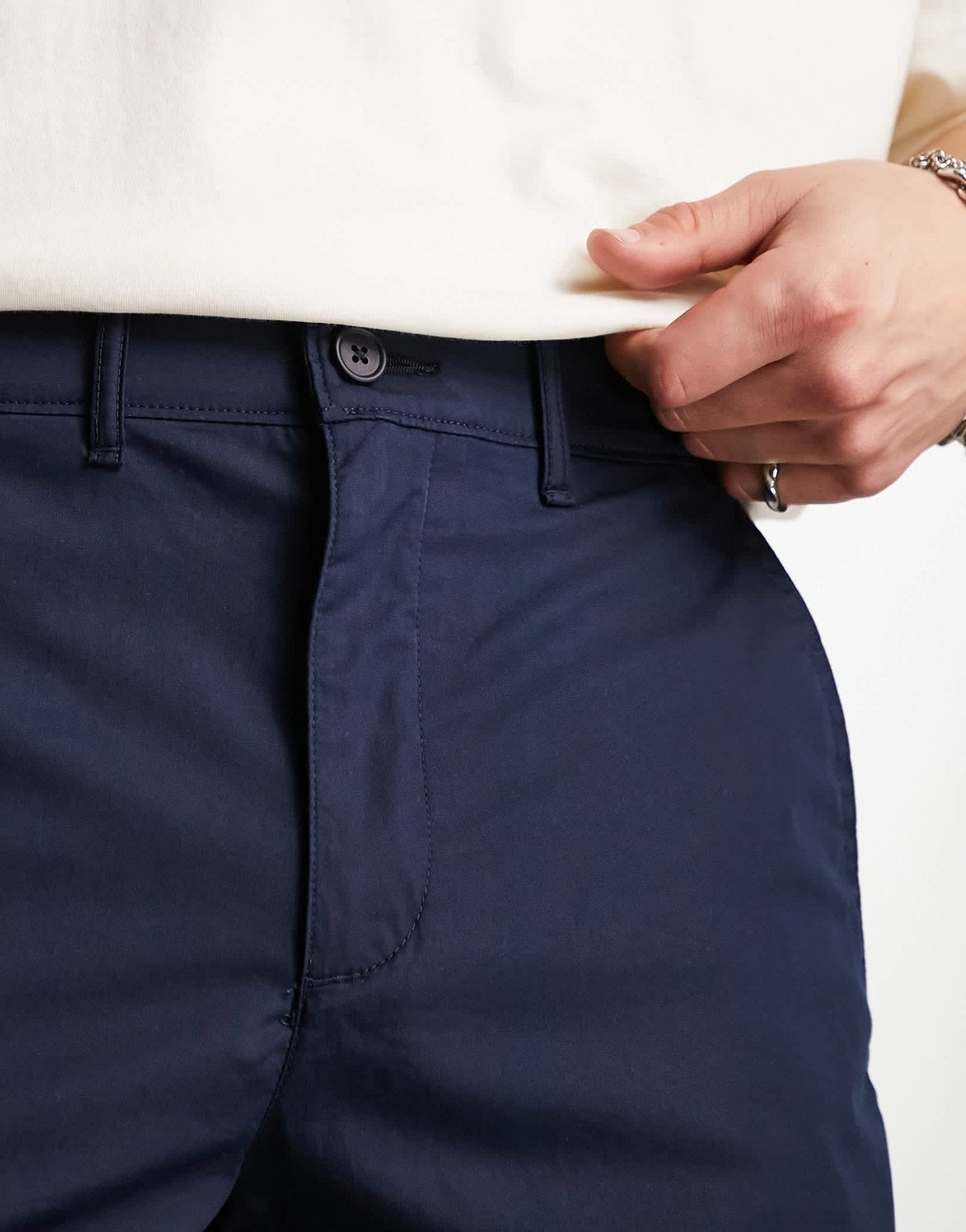 Abercrombie & Fitch all day 7inch chino shorts in navy - ASOS Sample Sale