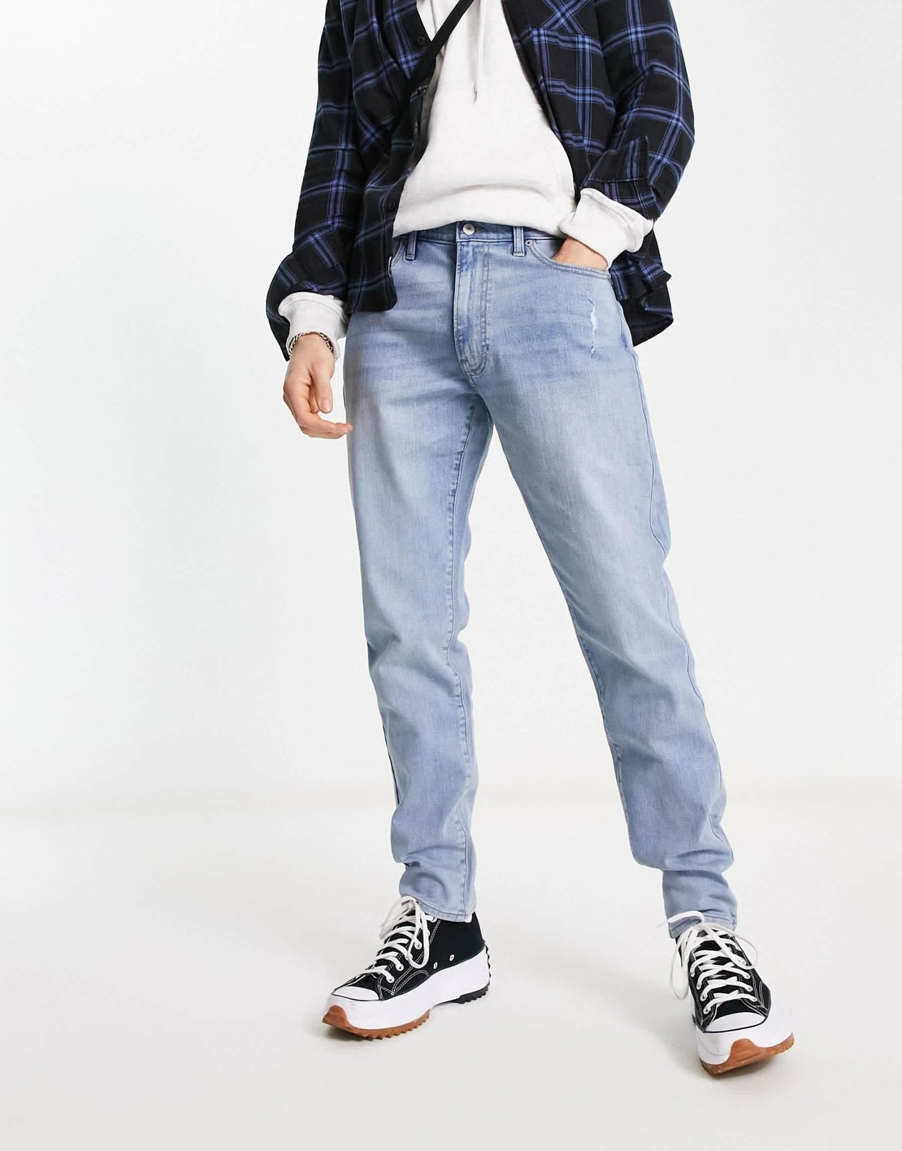 Abercrombie & Fitch athletic slim fit jeans in light wash - ASOS Sample Sale