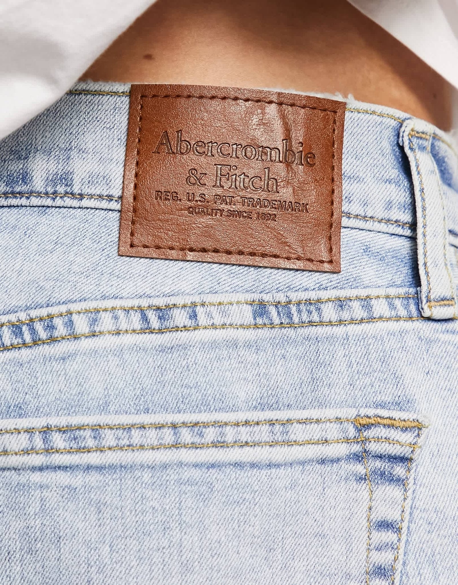 Abercrombie & Fitch athletic straight fit jeans in light wash - ASOS Sample Sale