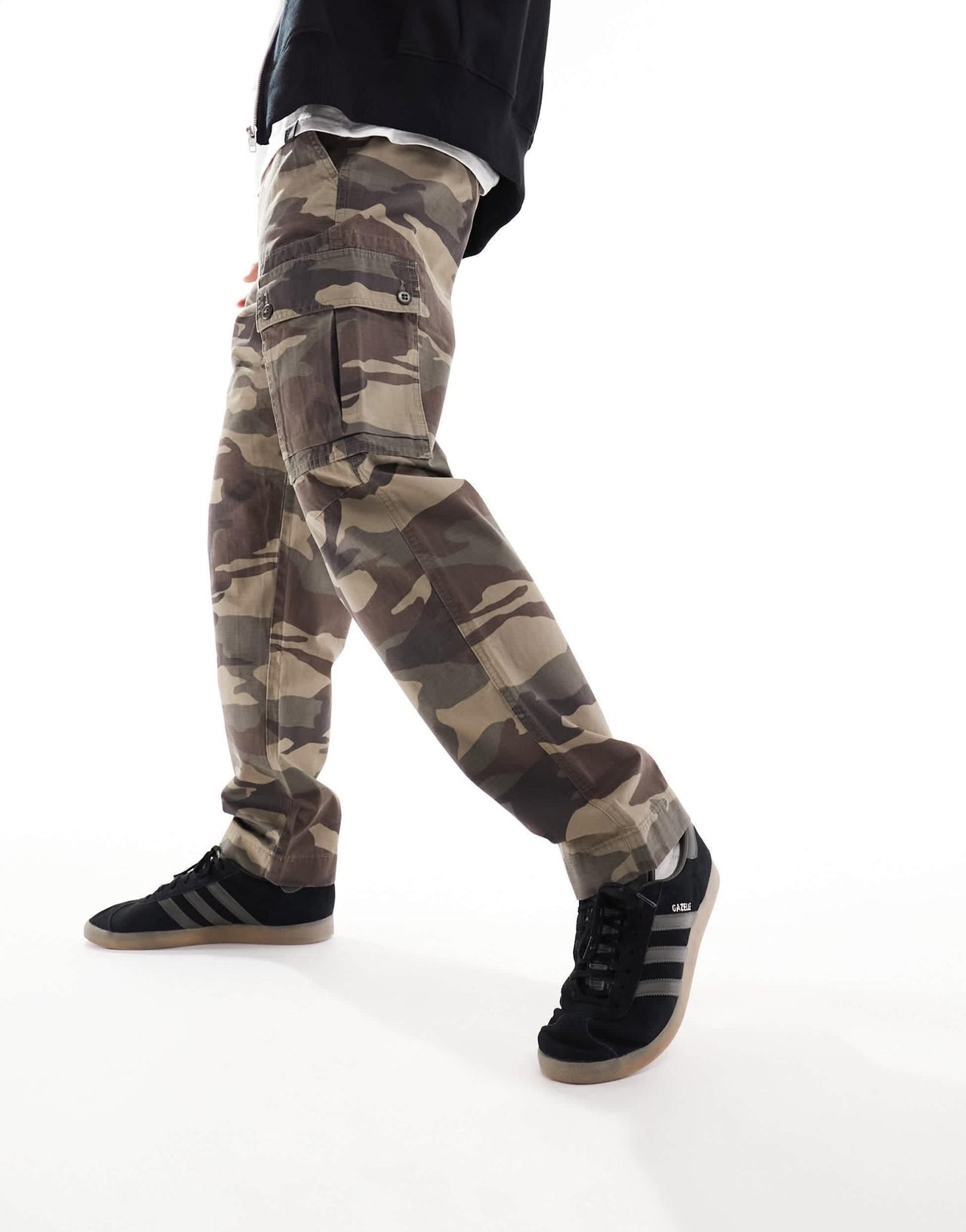 Abercrombie & Fitch camo print stretch canvas loose fit cargo trousers in green - ASOS Sample Sale