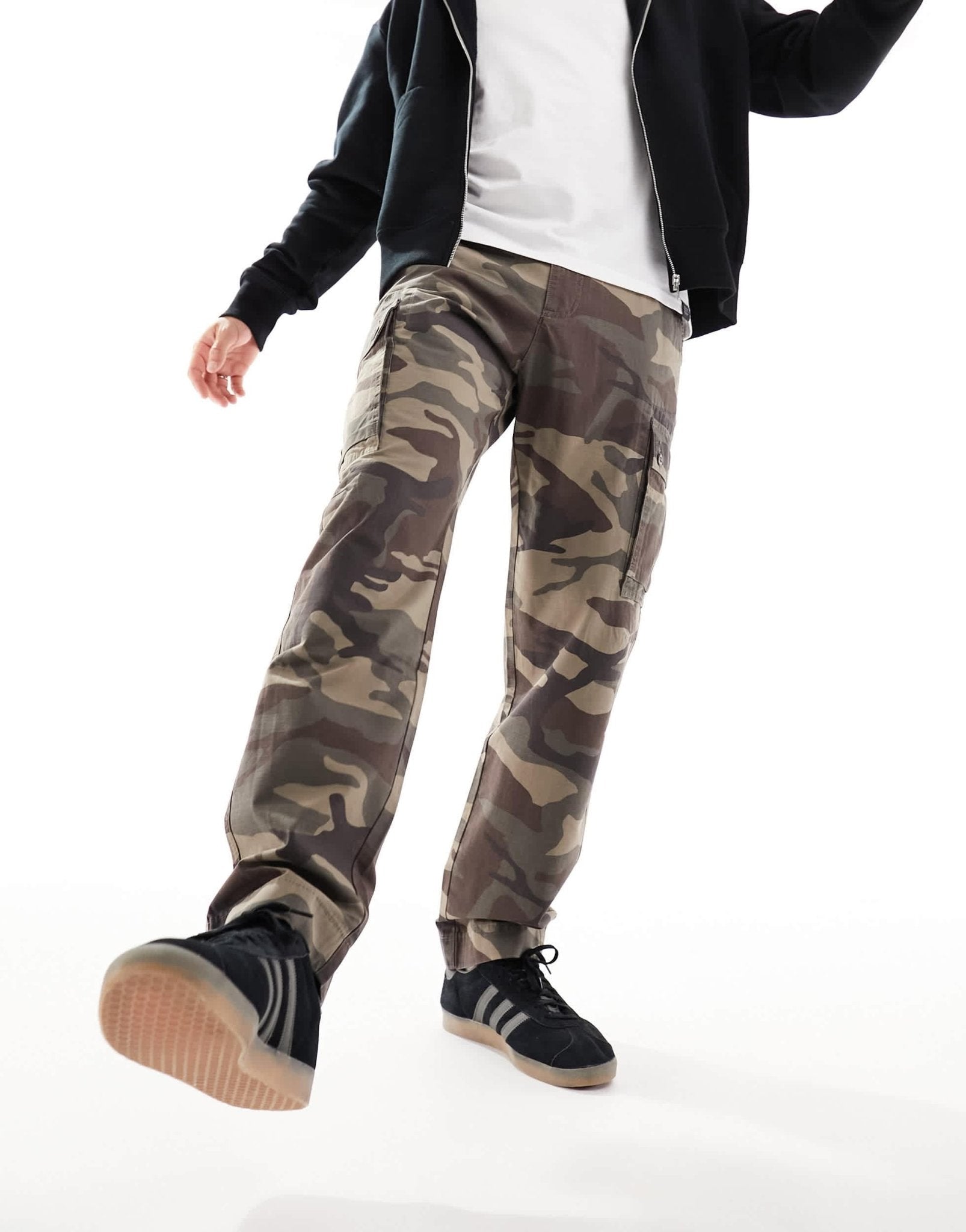 Abercrombie & Fitch camo print stretch canvas loose fit cargo trousers in green - ASOS Sample Sale