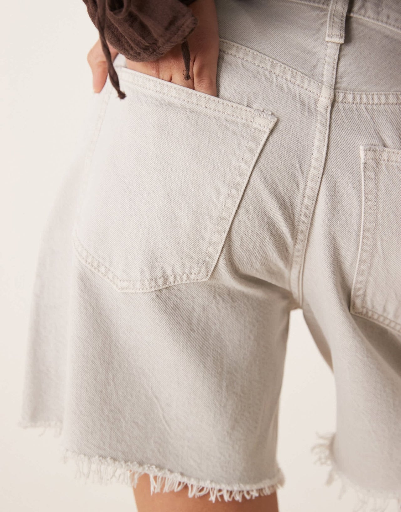 Abercrombie & Fitch classic high rise loose shorts with frayed hem in washed off white - ASOS Sample Sale