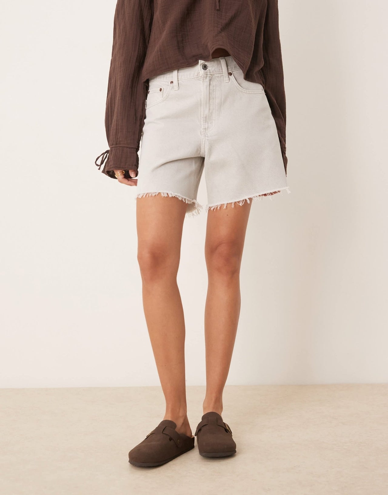 Abercrombie & Fitch classic high rise loose shorts with frayed hem in washed off white - ASOS Sample Sale