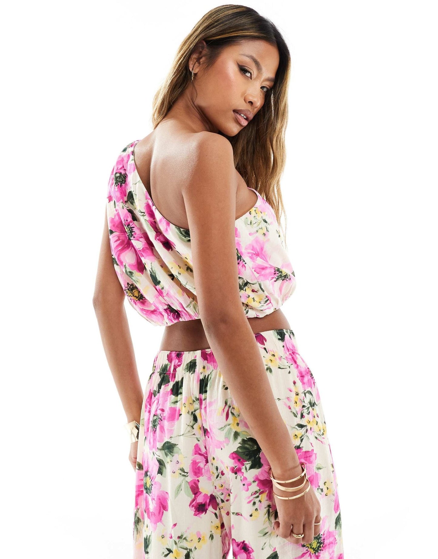 Abercrombie & Fitch co - ord one shoulder crinkle top in floral print - ASOS Sample Sale