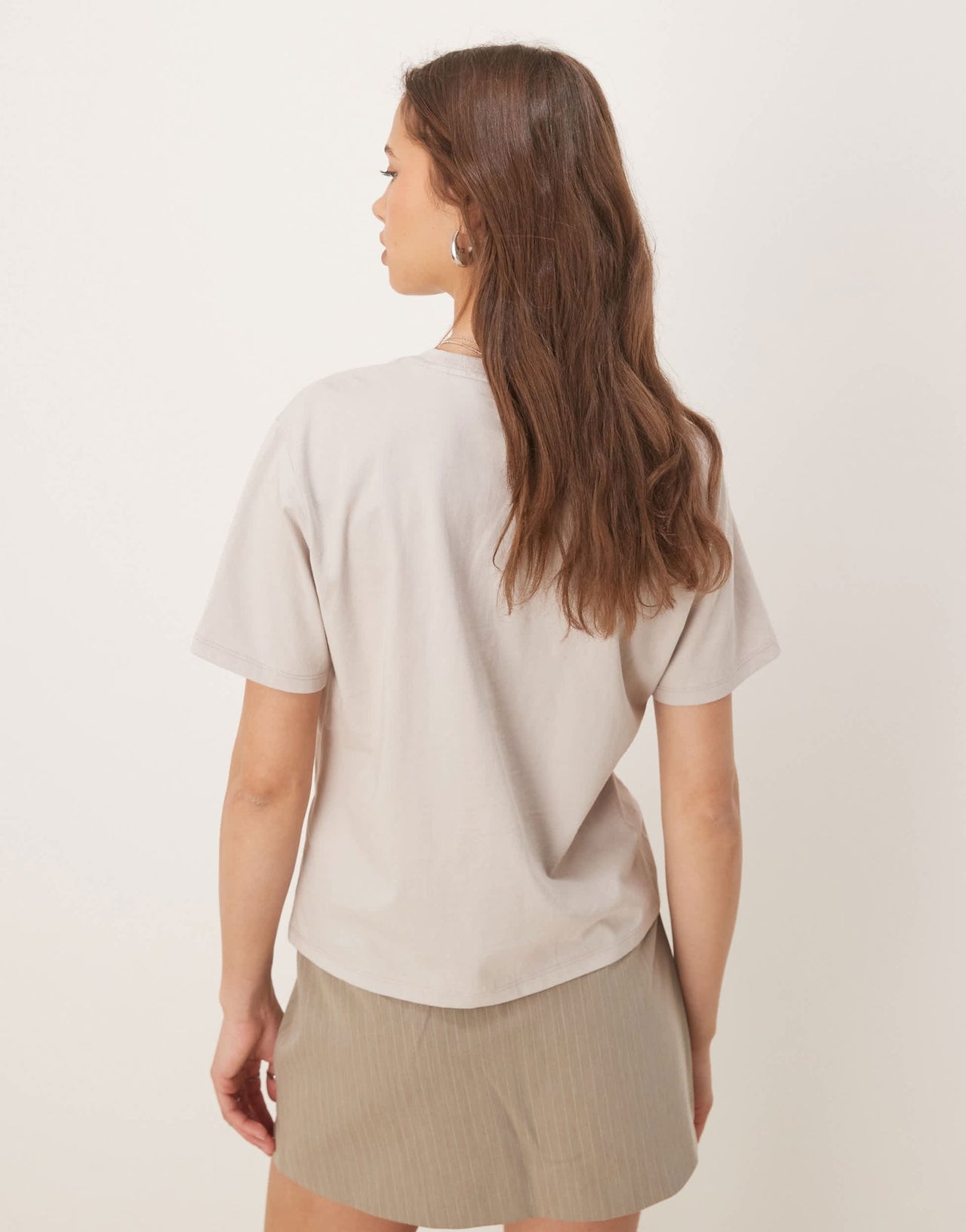Abercrombie & Fitch cropped t-shirt in beige - ASOS Sample Sale