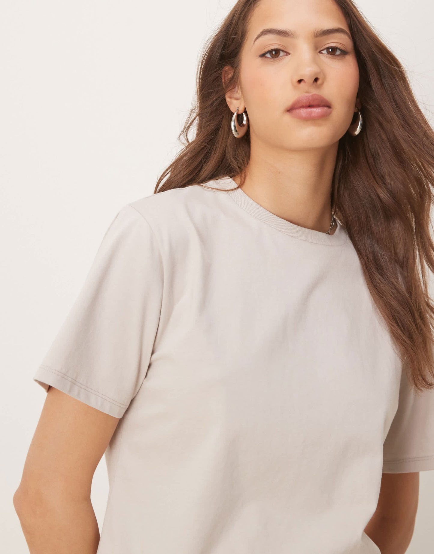 Abercrombie & Fitch cropped t-shirt in beige - ASOS Sample Sale