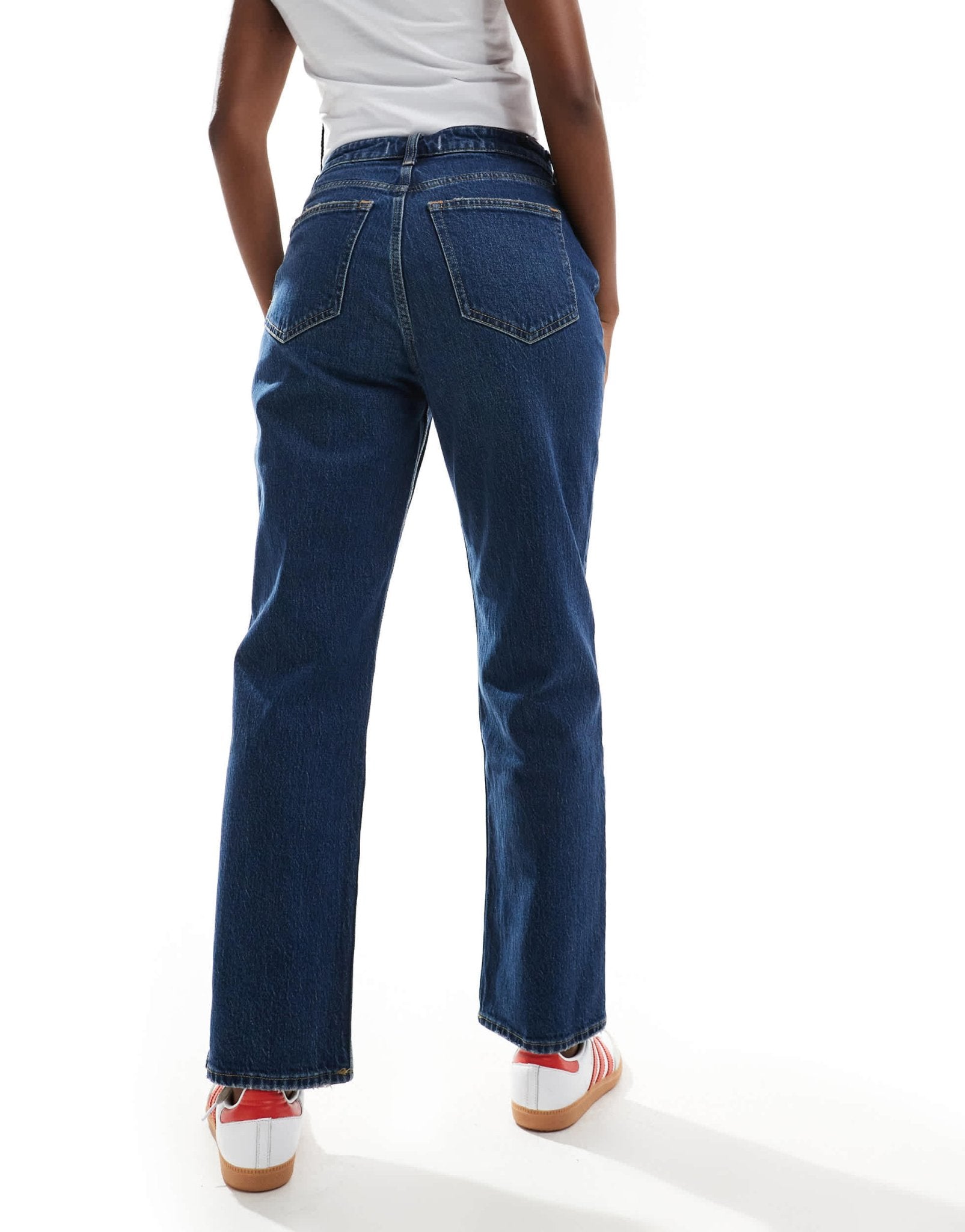 Abercrombie & Fitch Curve Love vintage straight high rise jean in dark blue - ASOS Sample Sale