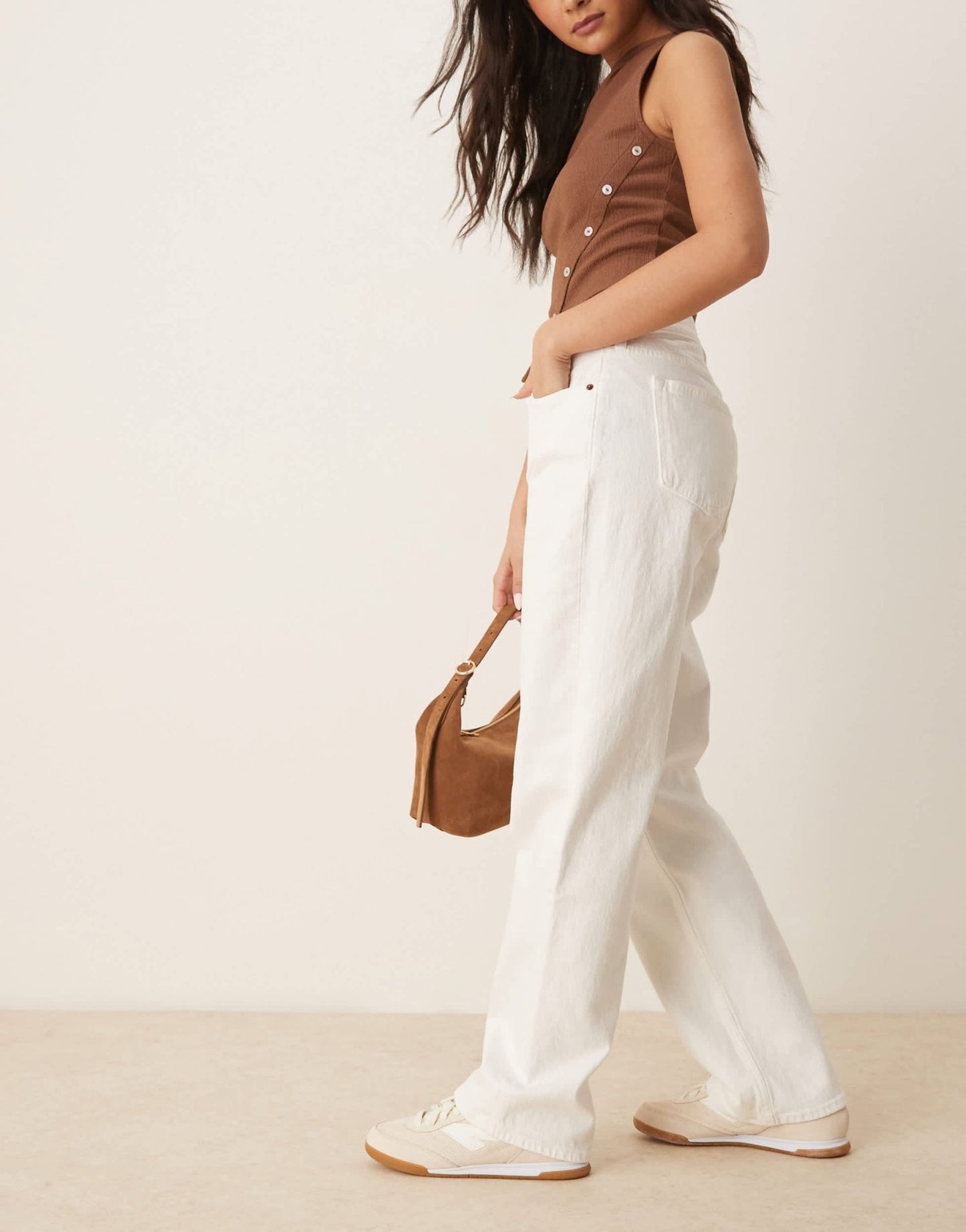 Abercrombie & Fitch Curve low rise 90s relaxed in clean white - ASOS Sample Sale