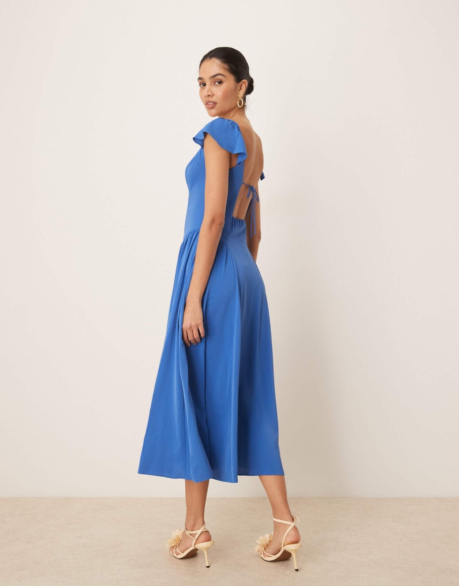 Abercrombie & Fitch flutter sleeve dipped waist maxi dress in blue - ASOS Sample Sale