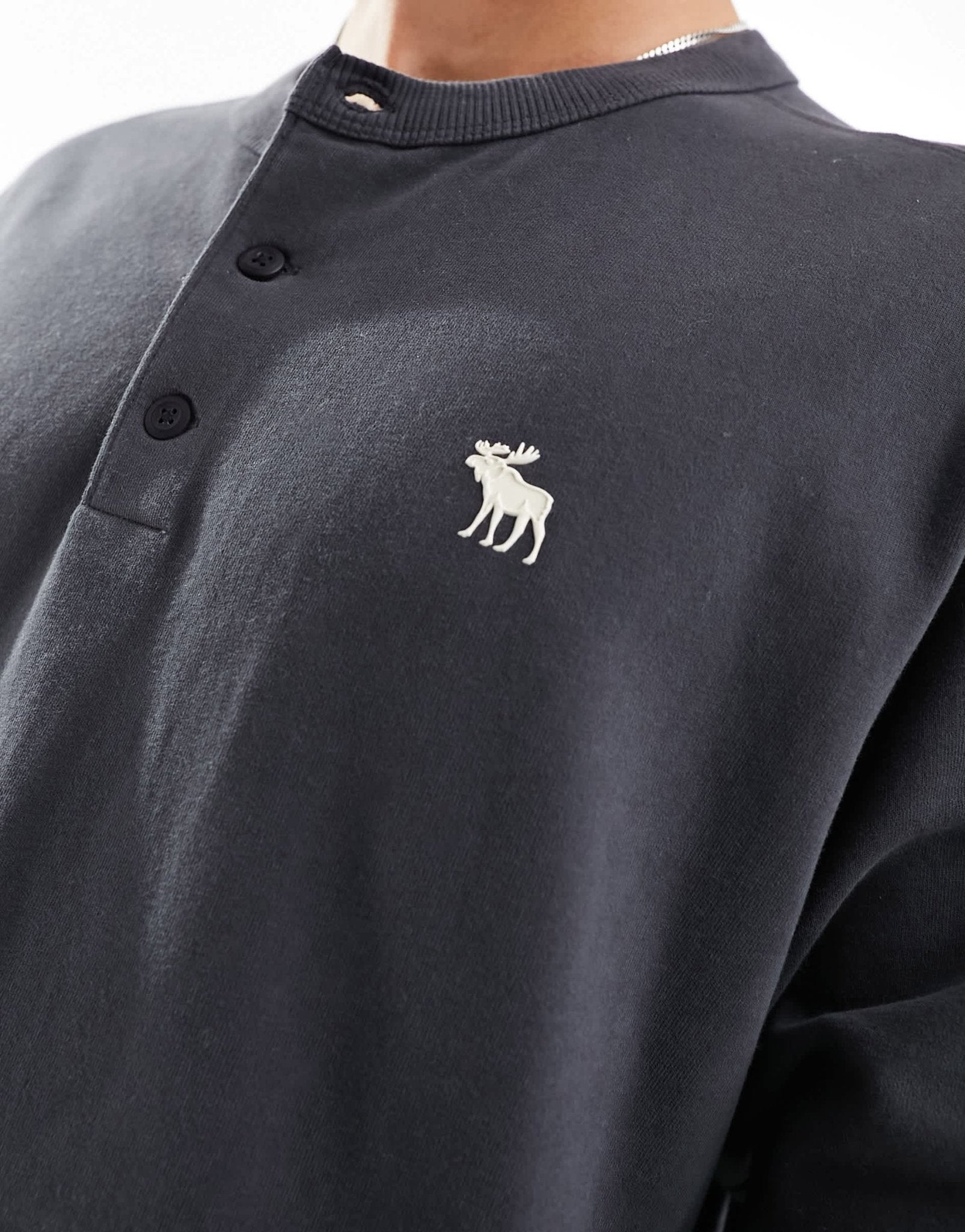Abercrombie & Fitch icon logo premium henley long sleeve in washed black - ASOS Sample Sale