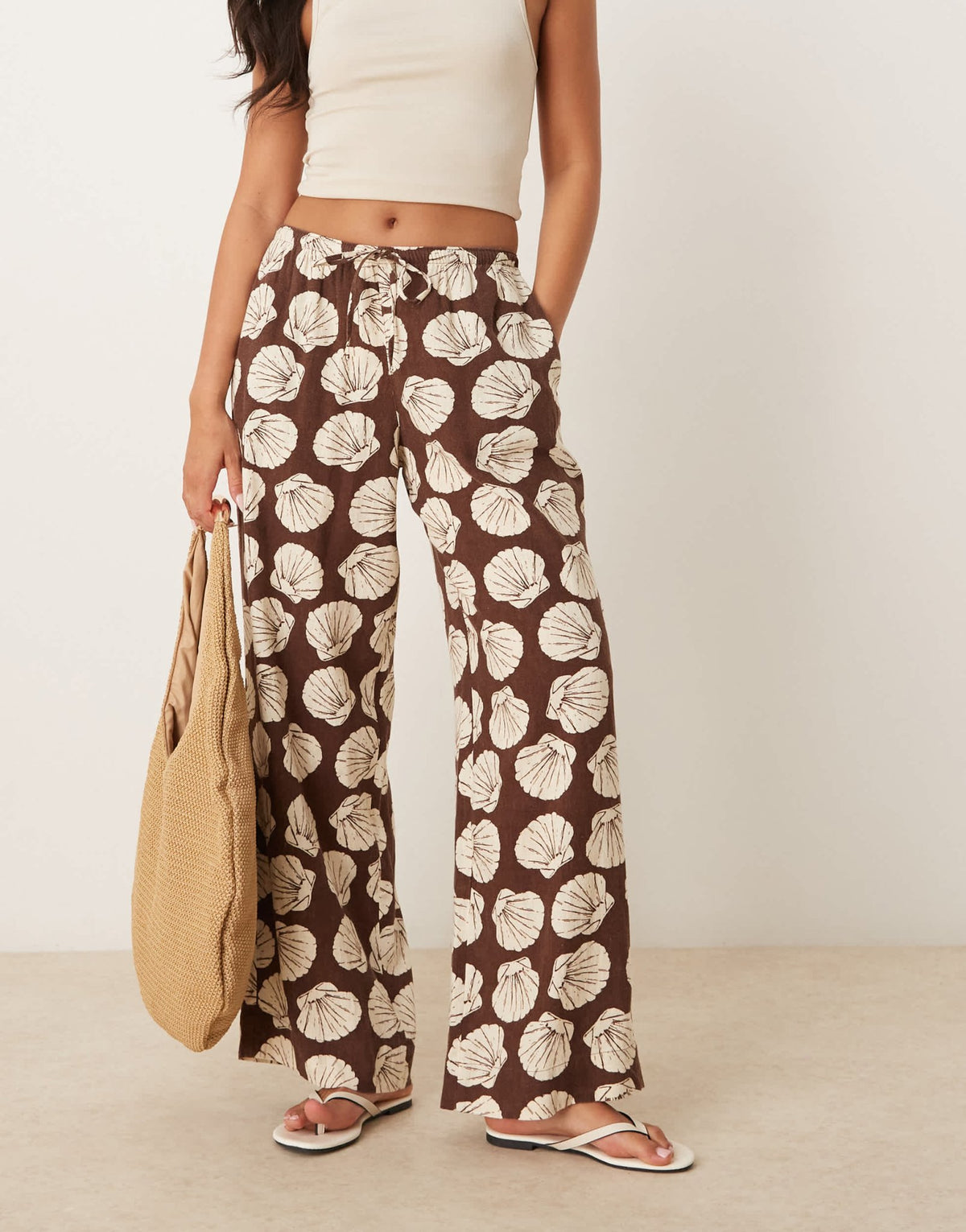 Abercrombie & Fitch linen wide leg pull on trousers in brown shell print - ASOS Sample Sale