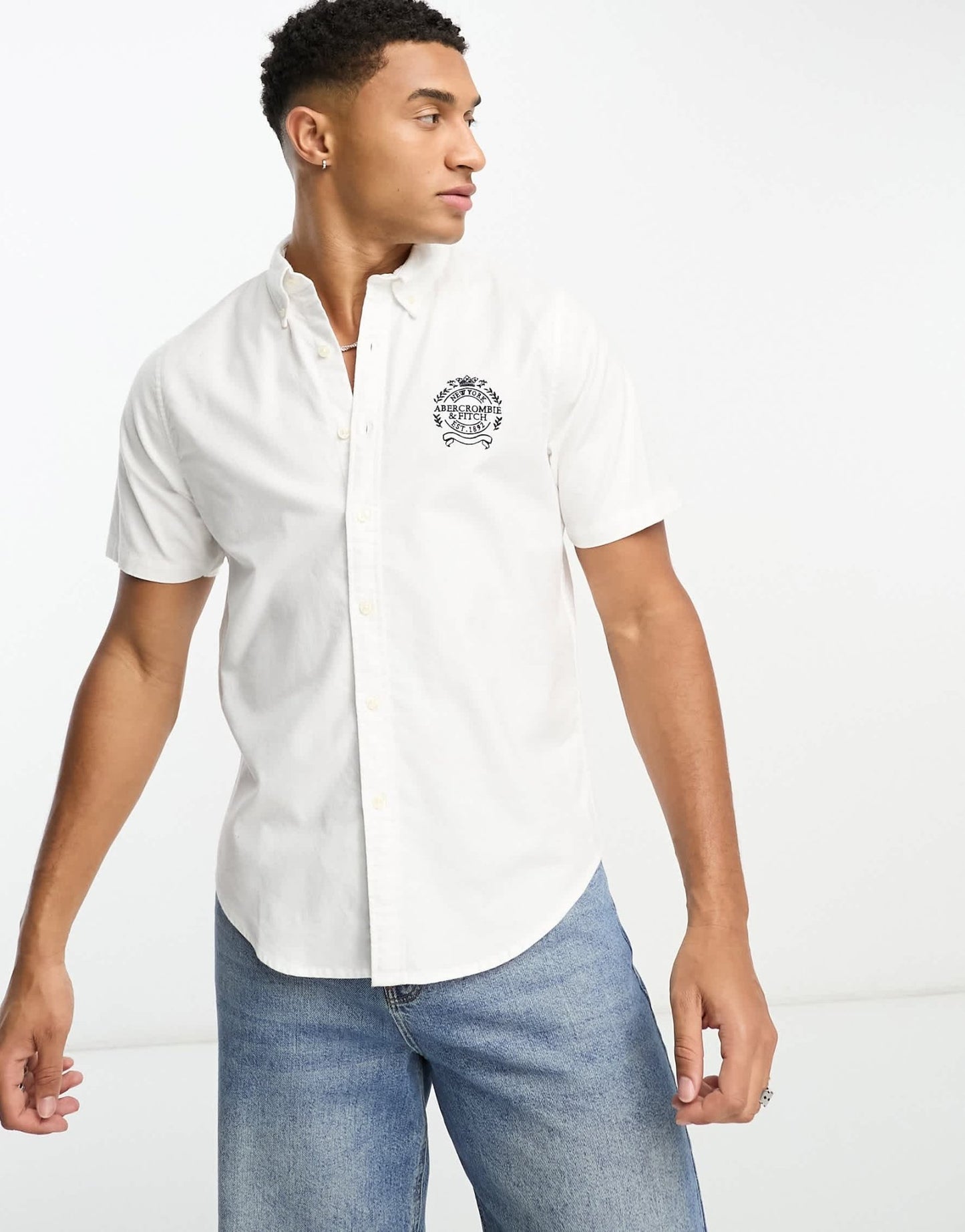 Abercrombie & Fitch logo short sleeve oxford shirt in white - ASOS Sample Sale
