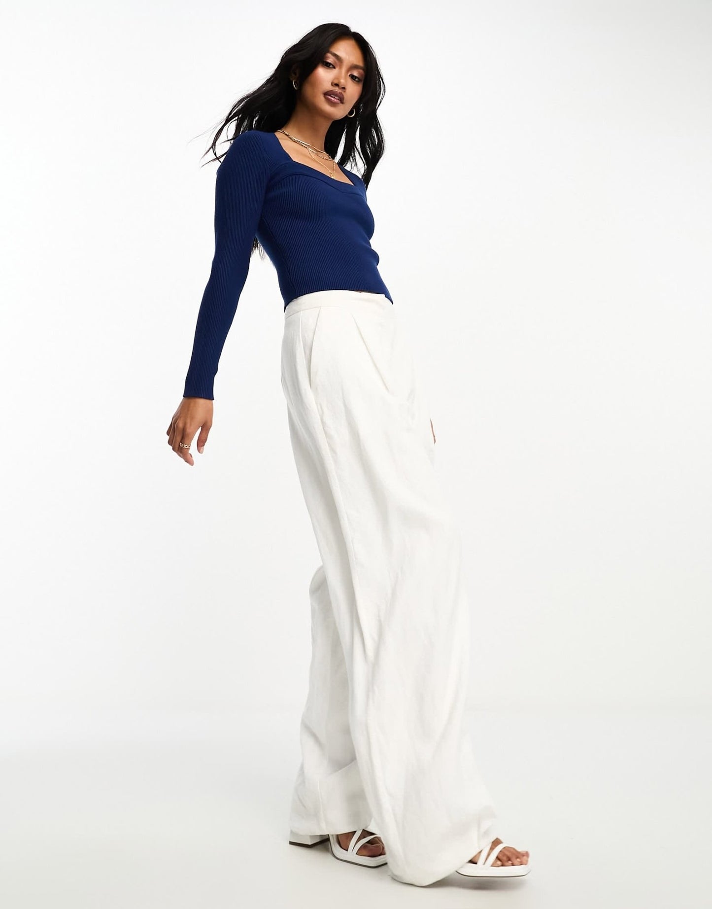Abercrombie & Fitch long sleeve knitted top with sweetheart neckline in blue - ASOS Sample Sale