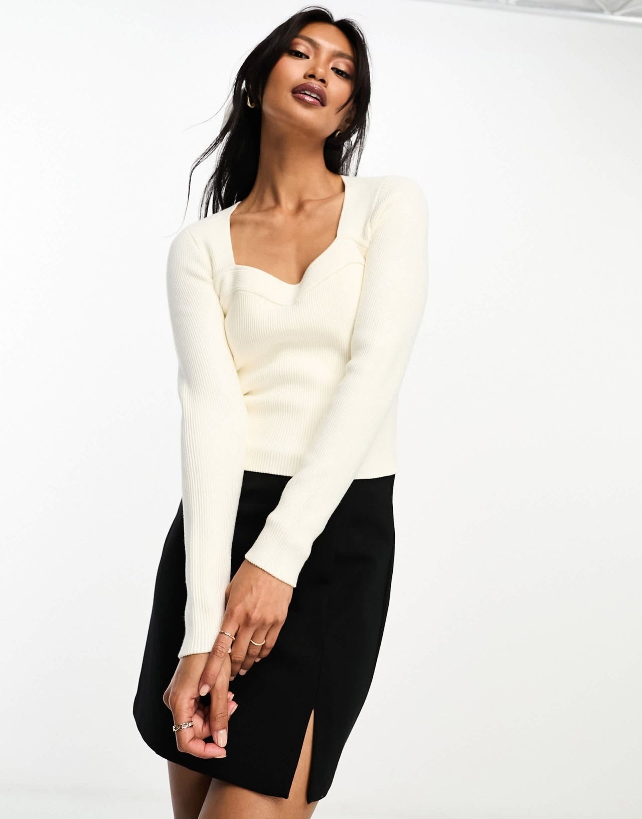 Abercrombie & Fitch long sleeve knitted top with sweetheart neckline in cream - ASOS Sample Sale