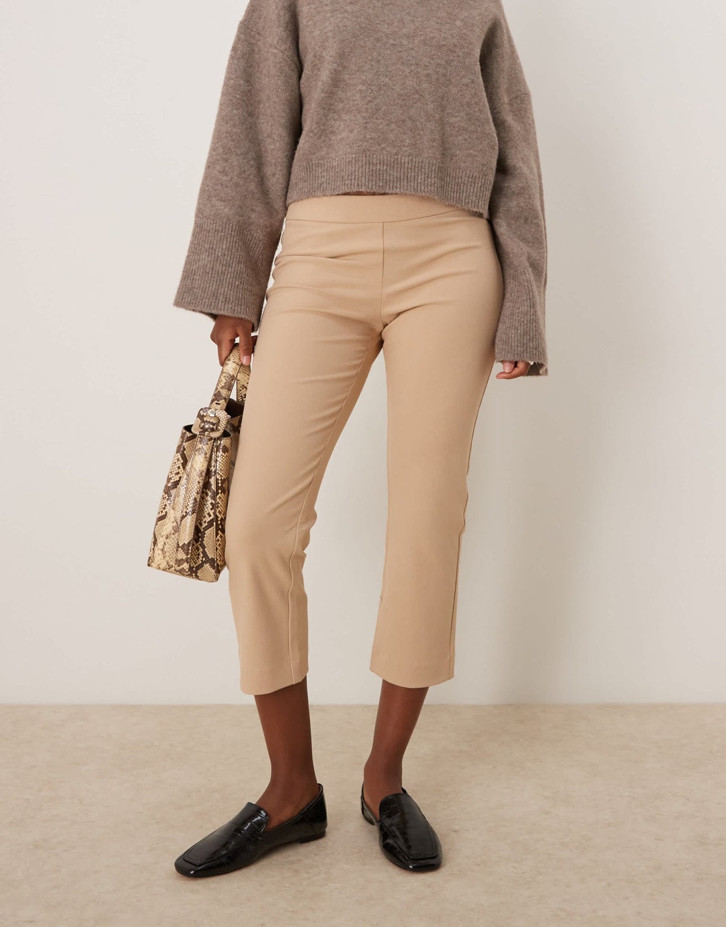 Abercrombie & Fitch low rise capri pant in beige - ASOS Sample Sale
