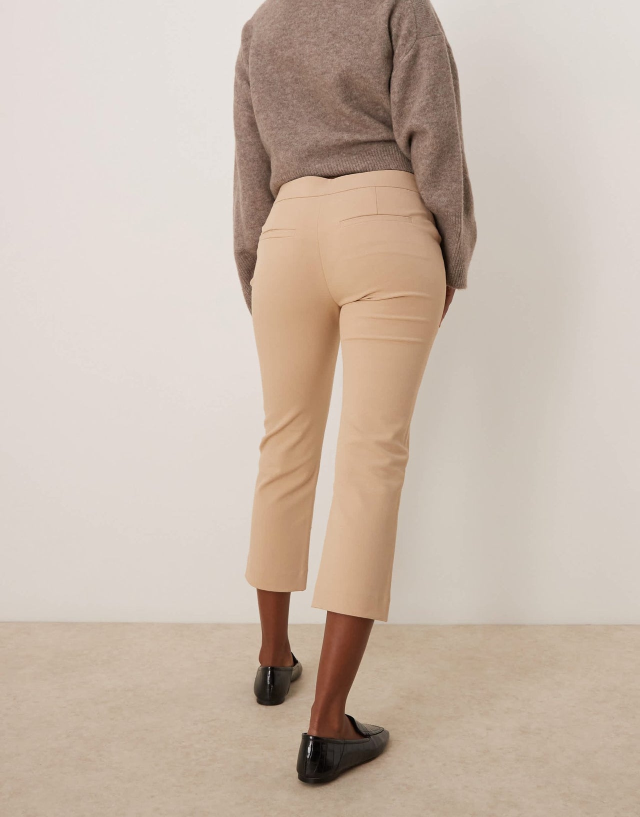Abercrombie & Fitch low rise capri pant in beige - ASOS Sample Sale