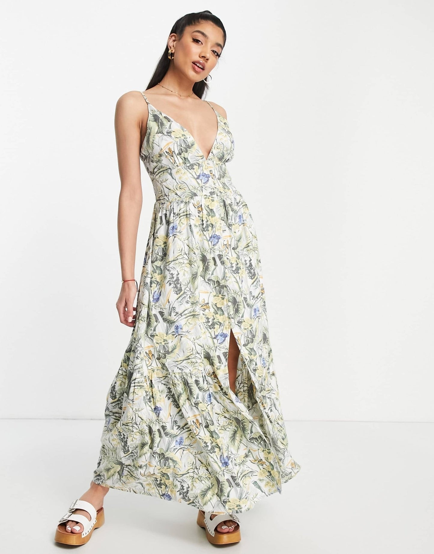 Abercrombie & Fitch plunge maxi dress in tropical print - ASOS Sample Sale
