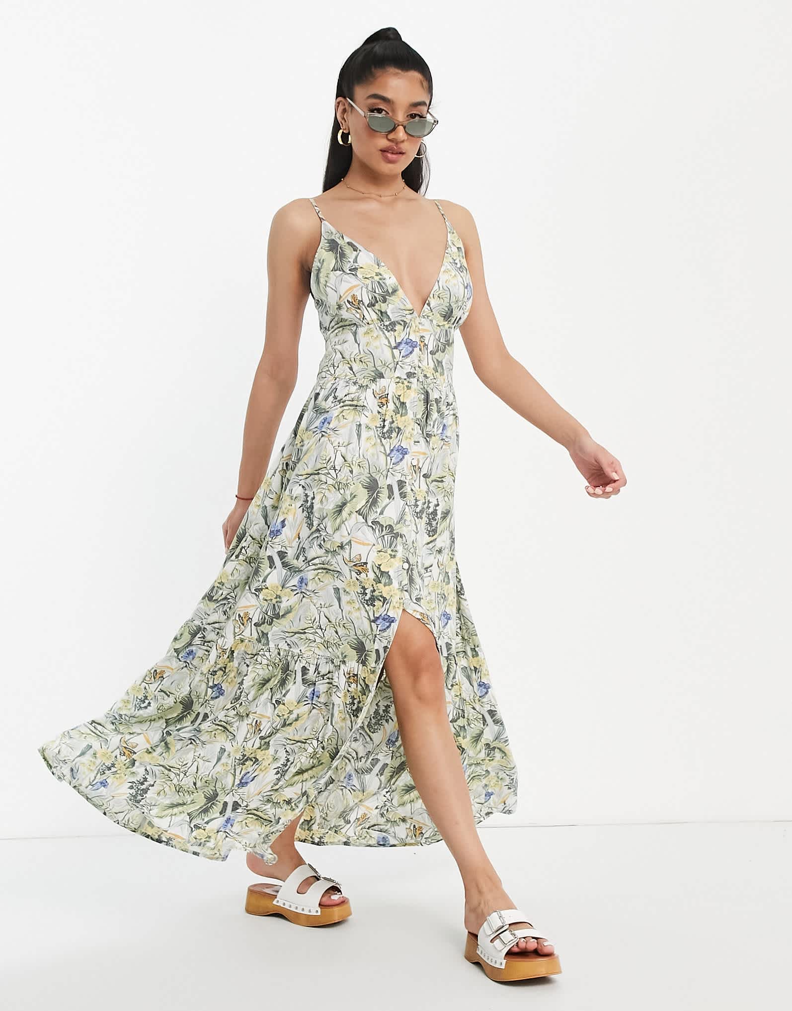Abercrombie & Fitch plunge maxi dress in tropical print - ASOS Sample Sale