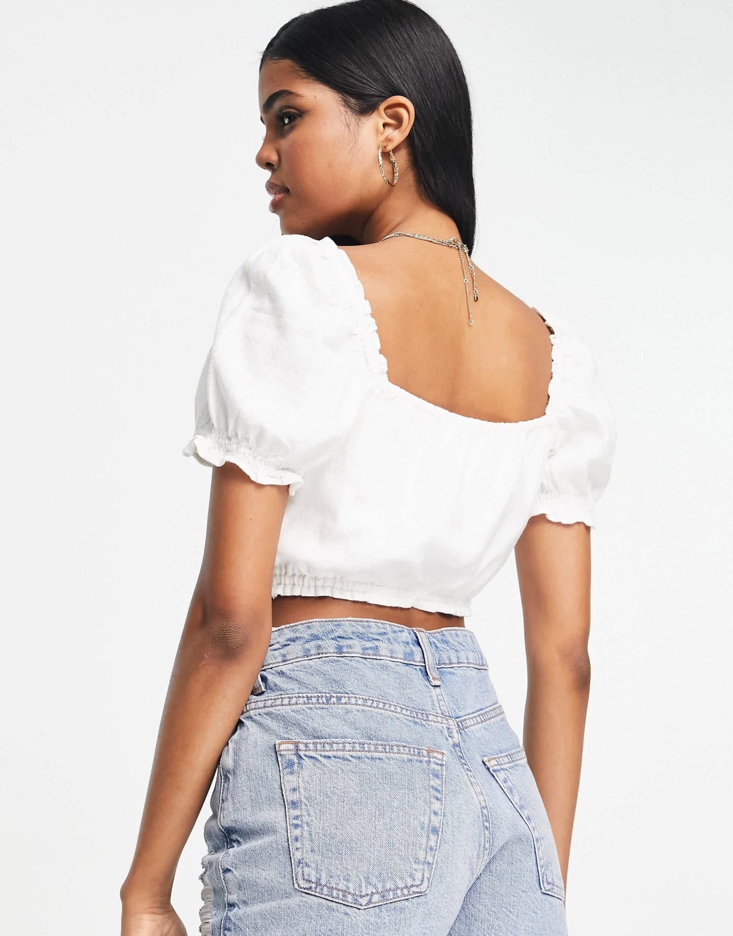 Abercrombie & Fitch ruched crop top in white - ASOS Sample Sale