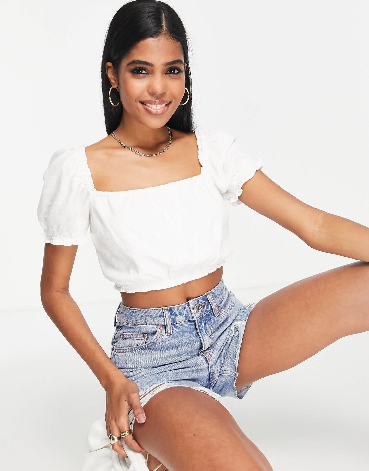 Abercrombie & Fitch ruched crop top in white - ASOS Sample Sale