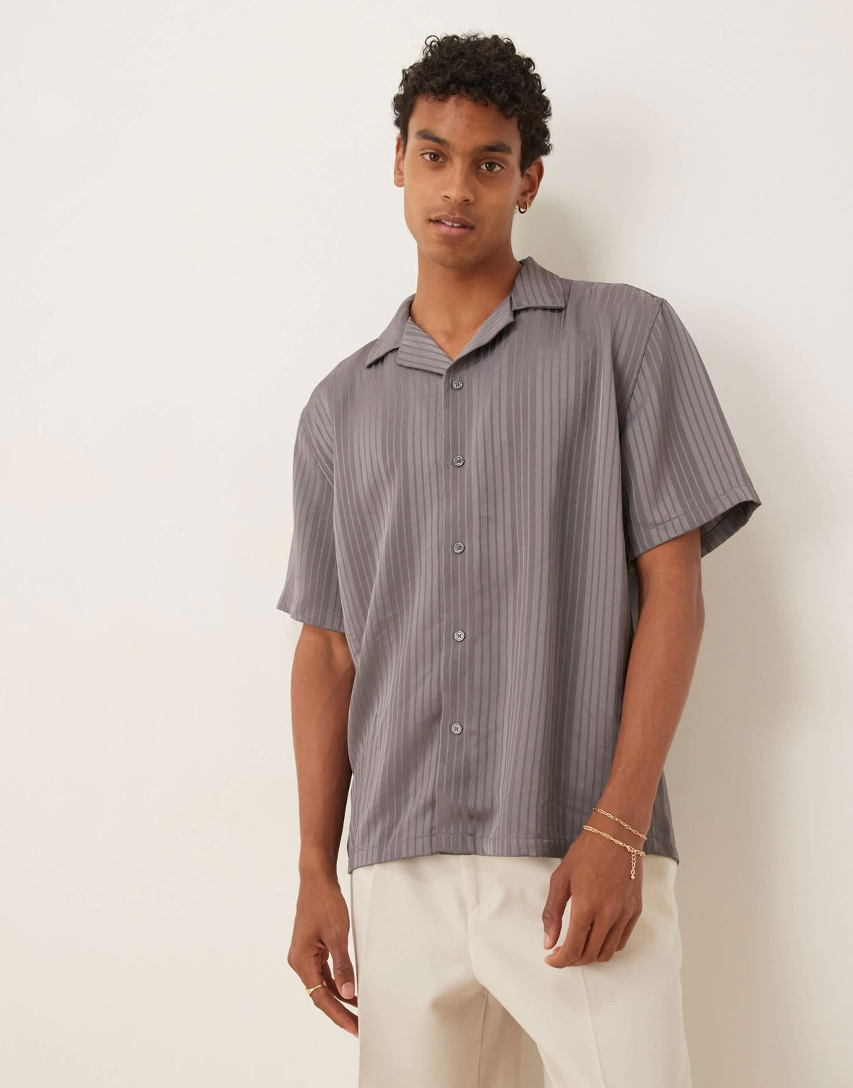 Abercrombie & Fitch short sleeve brocade shirt in grey - ASOS Sample Sale