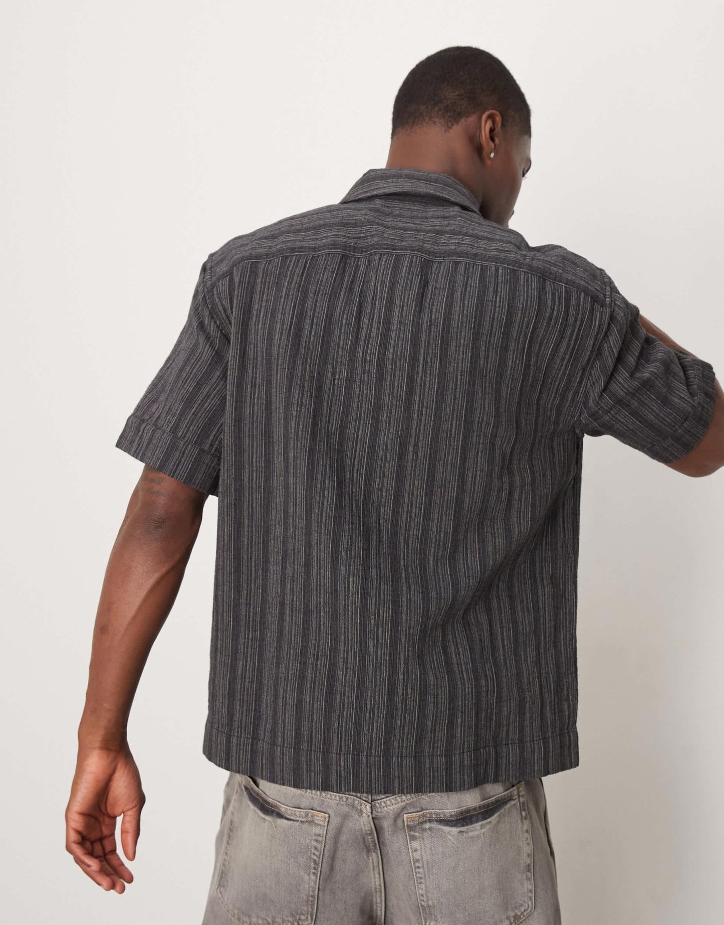 Abercrombie & Fitch short sleeve linen button shirt in black - ASOS Sample Sale