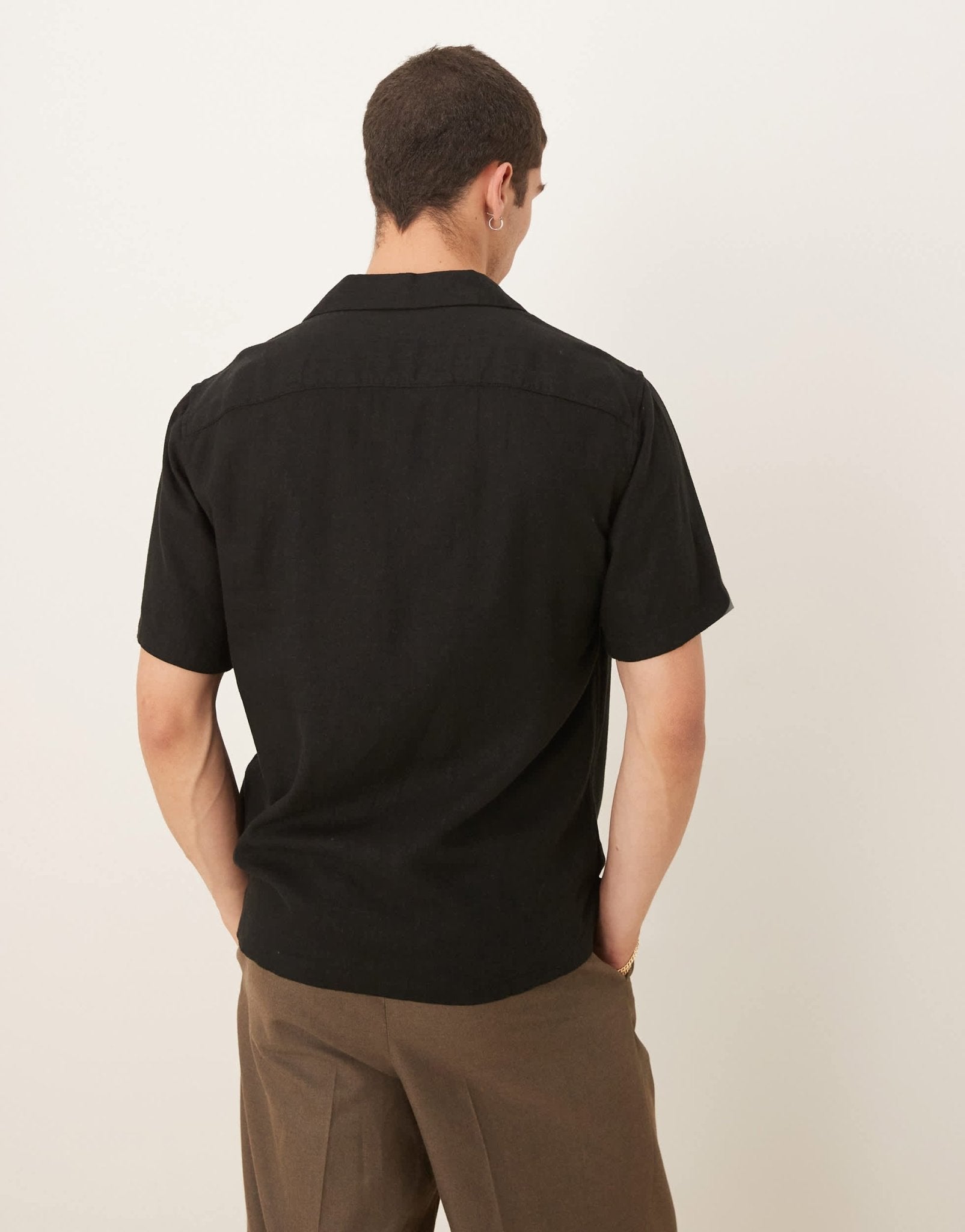 Abercrombie & Fitch short sleeve linen shirt in black - ASOS Sample Sale