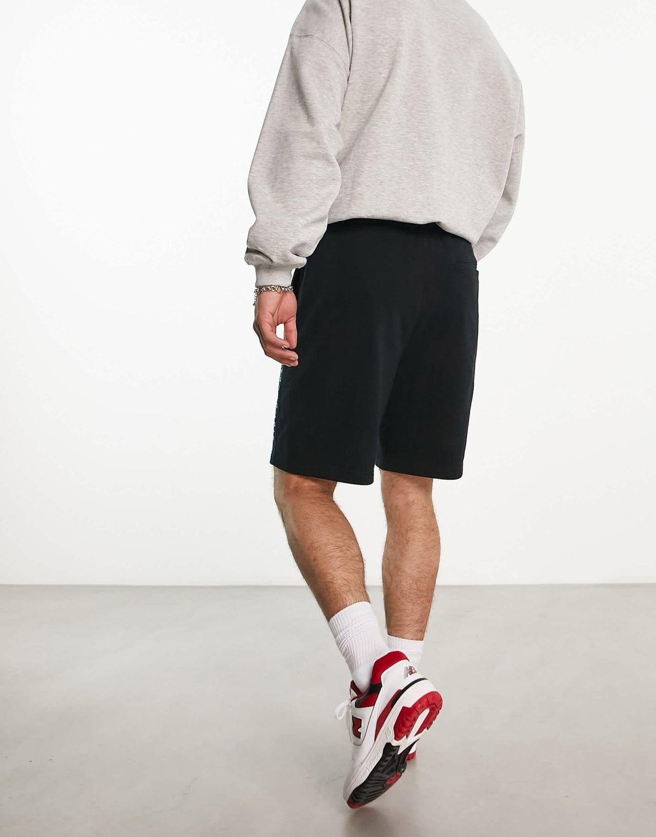 Abercrombie & Fitch terry trend logo short in black - ASOS Sample Sale