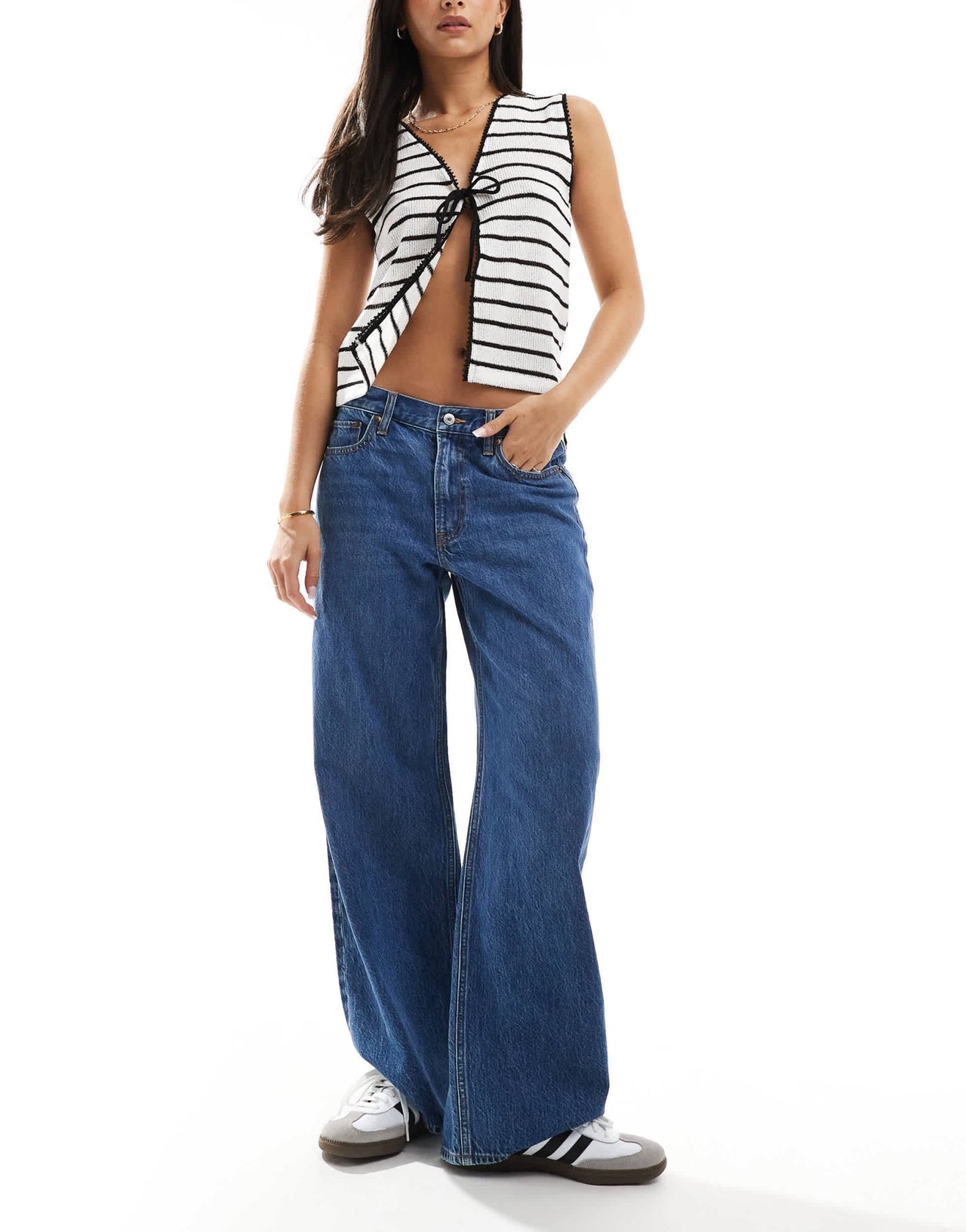 Abercrombie & Fitch ultra loose low rise jean in mid blue - ASOS Sample Sale