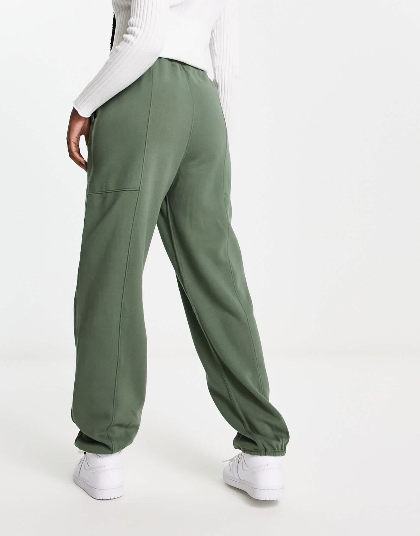 Abercrombie & Fitch utility cuffed cargo jogger in green - ASOS Sample Sale